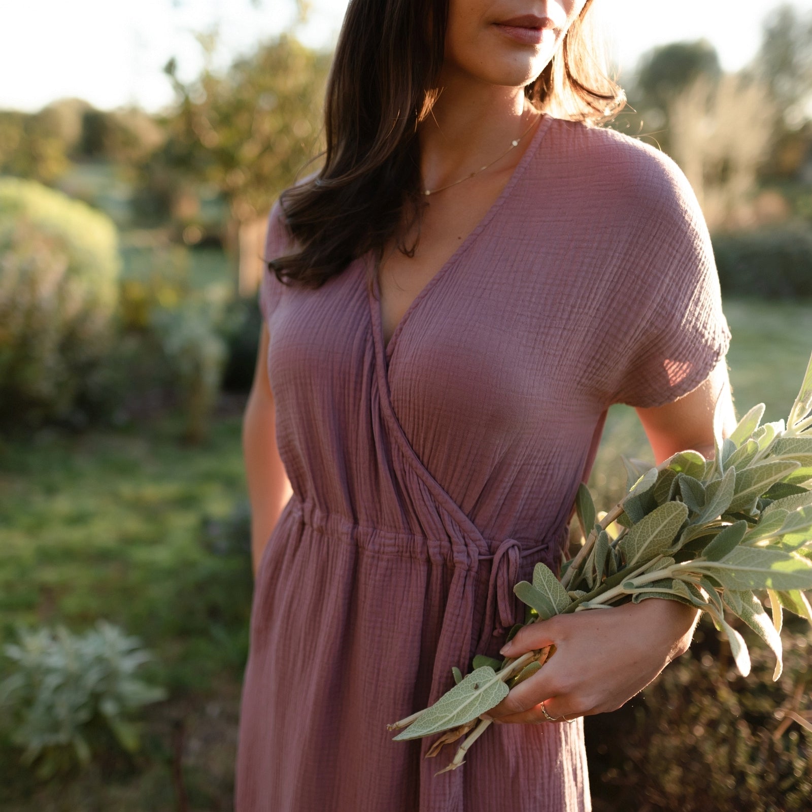 NORDLICHT Milva Musselin Midi Wickelkleid Rosa