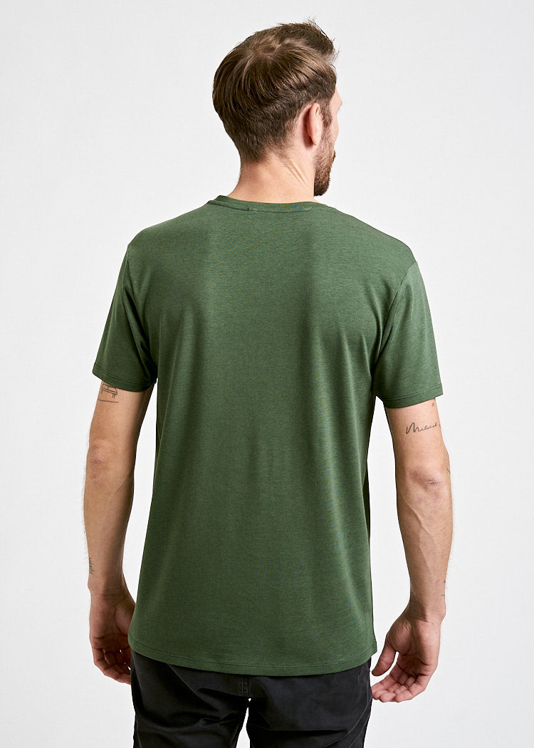 Wijld Alex Black Forest Herren V-Shirt L Lyocell