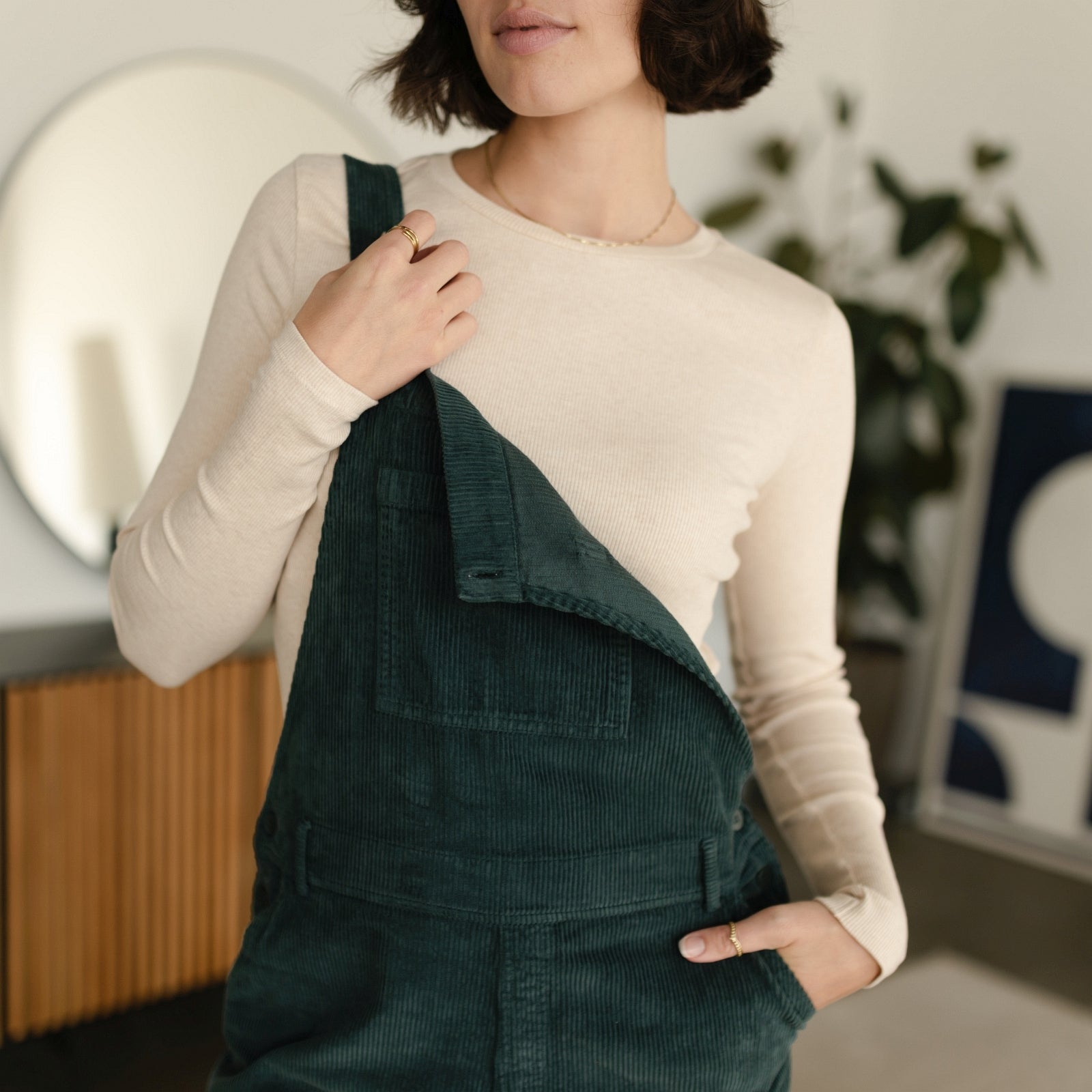 Nordlicht Liv Cord Latzhose Damen Grün Bio-Baumwolle
