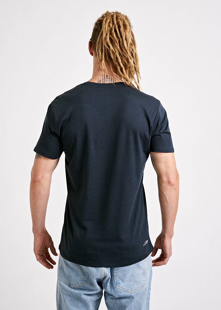 Wijld Woodshirt Summit Herren T-Shirt V-Ausschnitt Schwarz