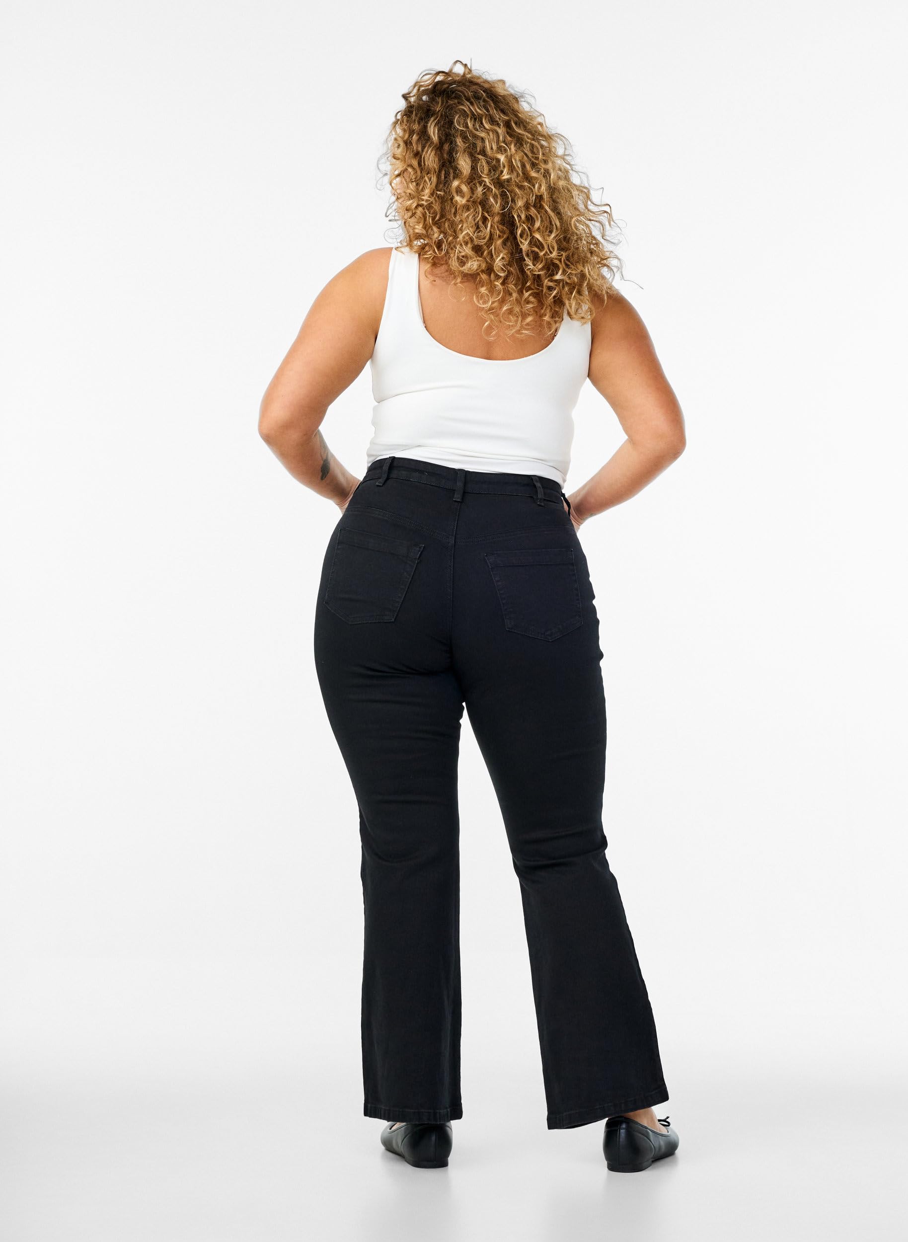 Zizzi Ellen High Waist Bootcut Jeans Schwarz Stretch