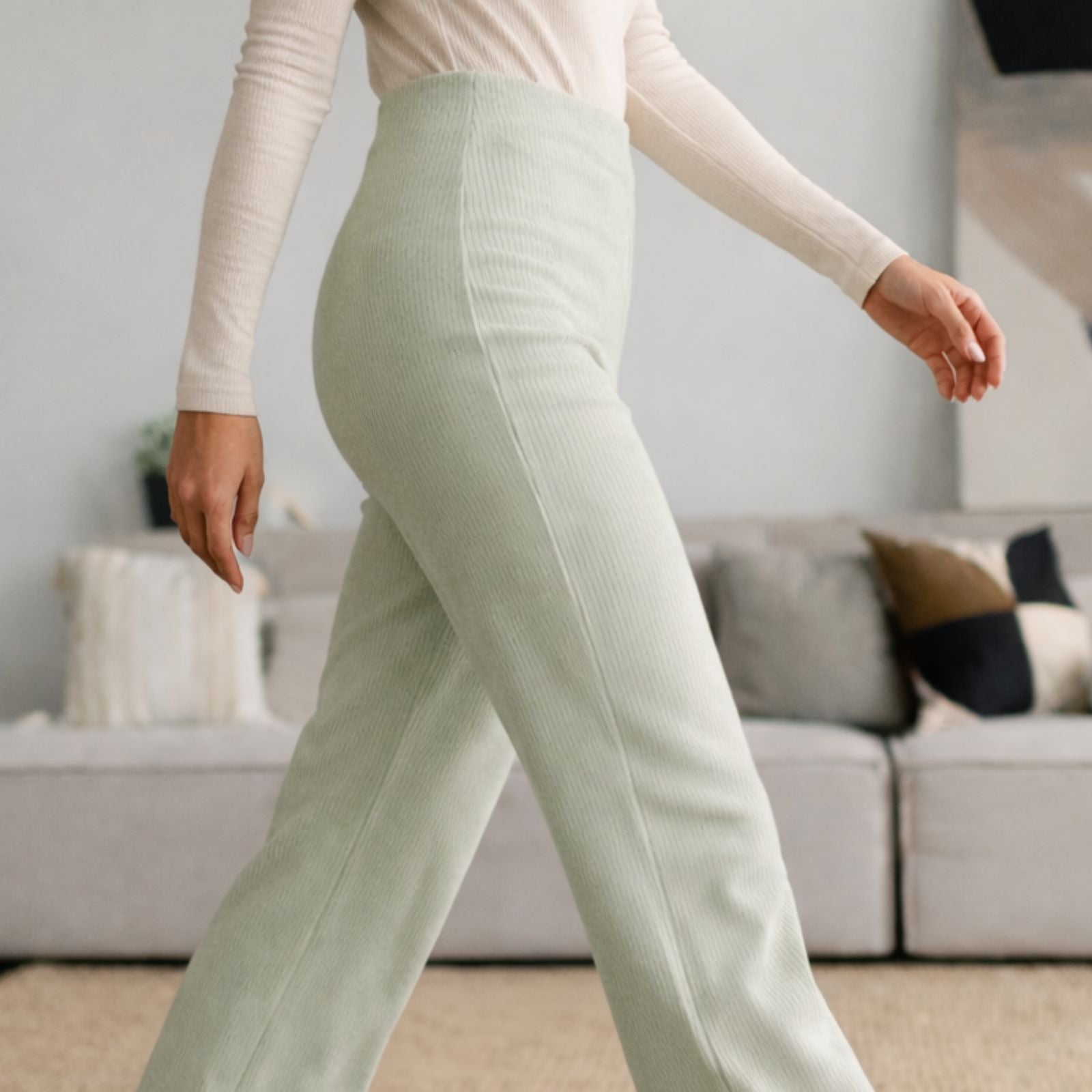 NORDLICHT Lova Cord Jersey Hose Salbei High Waist