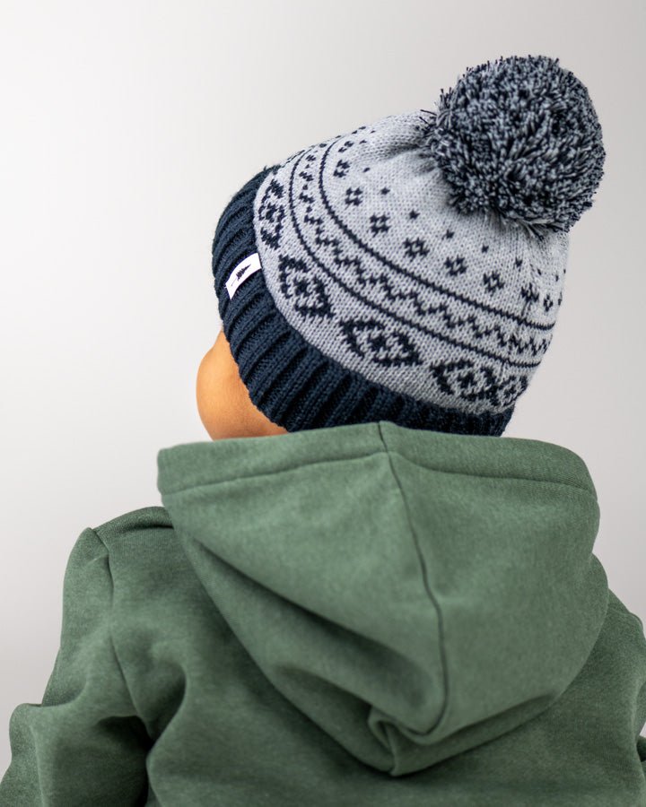 NIKIN Treeanie Norwegian Pom Pom Kindermütze Grau Bommel