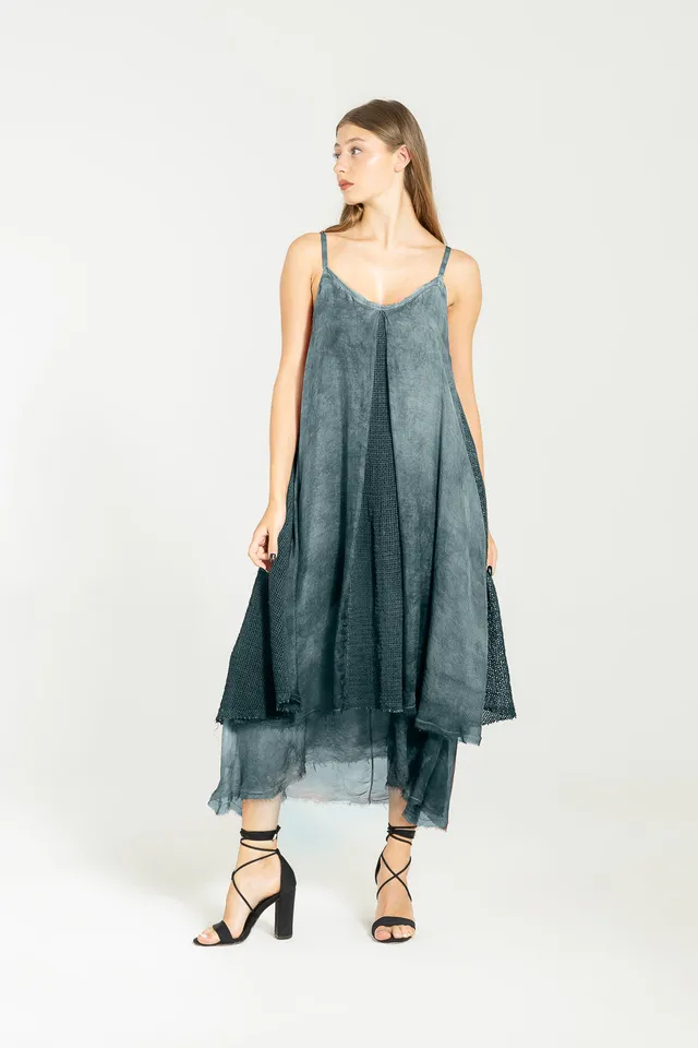 Sanctamuerte Abiti SOTTOVESTE Kleid Viskose-Seide