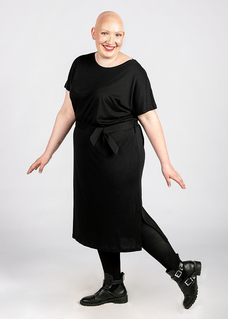 Wijld Midi-Kleid Damen Sommerkleid Black Lyocell