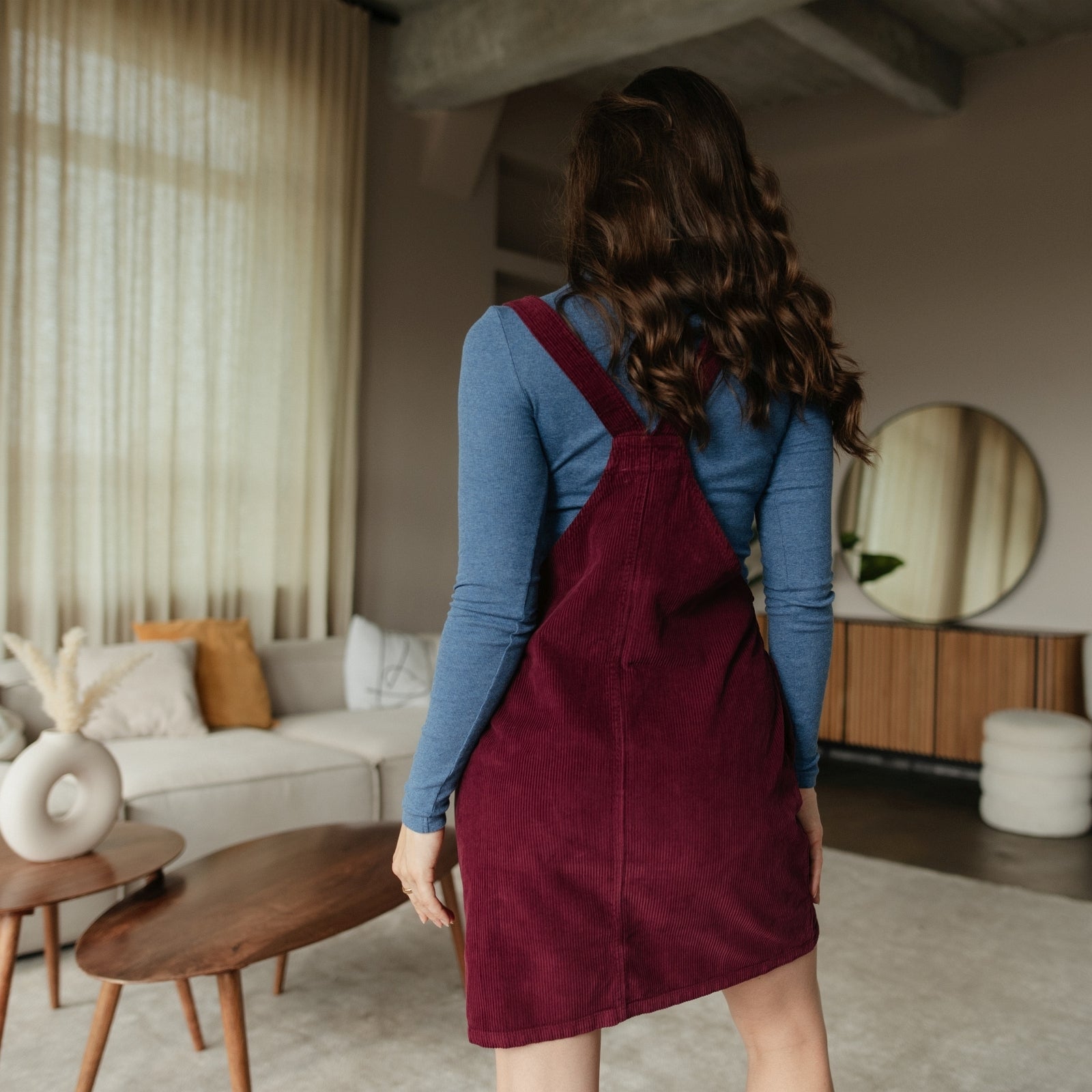 Nordlicht Mika Cord Latzkleid Rot aus Bio-Baumwolle