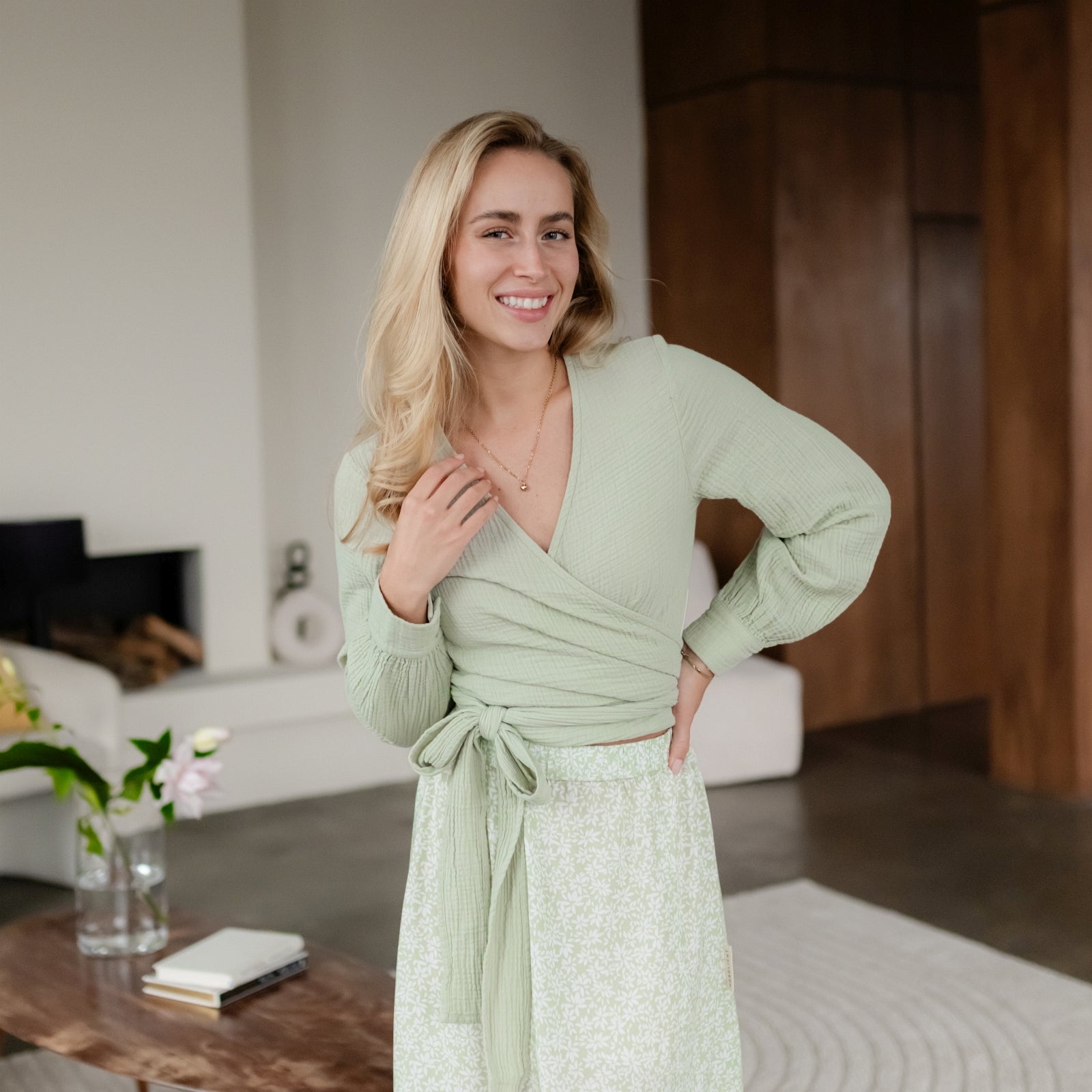 NORDLICHT Freda Musselin Wickelbluse Salbei Bio-Baumwolle