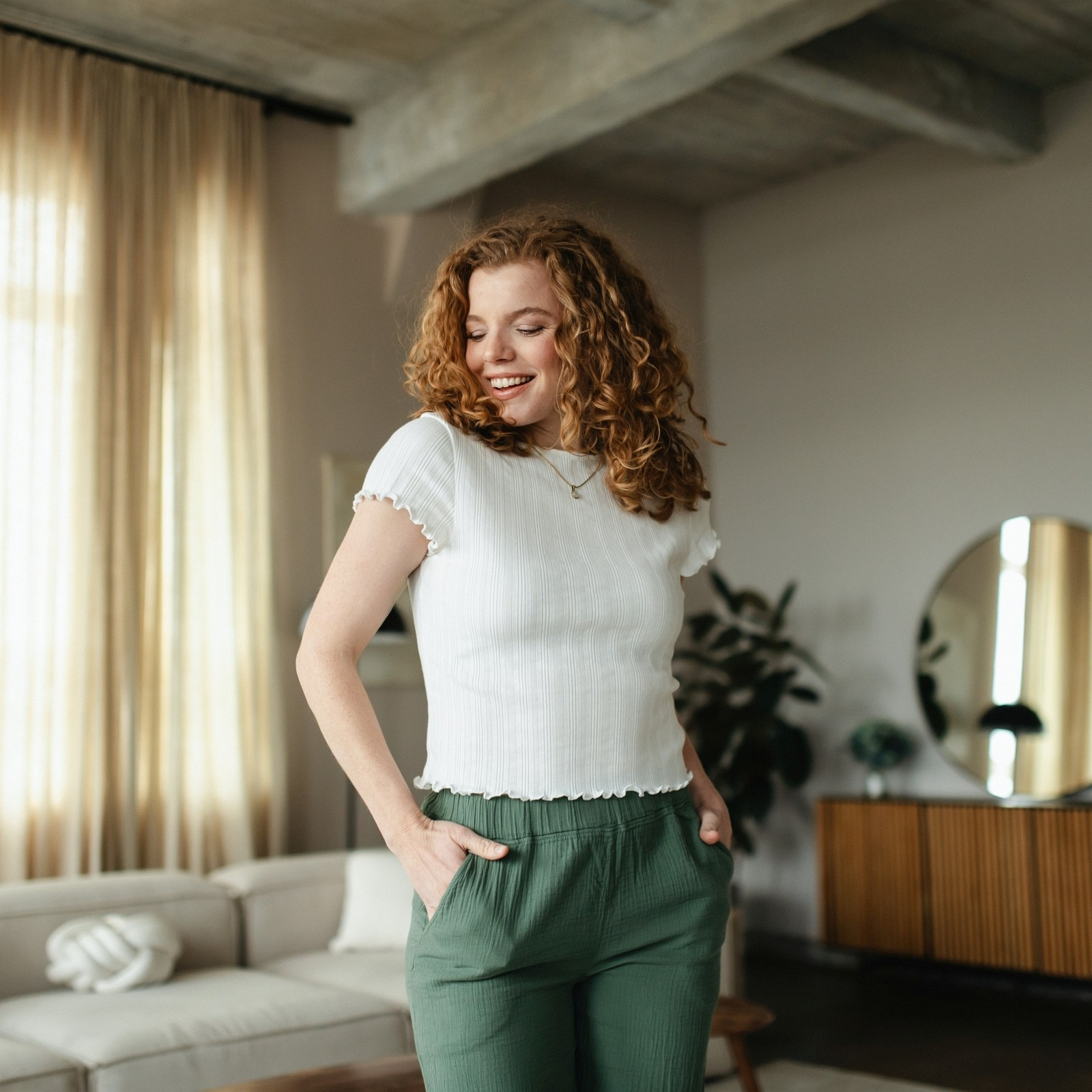 NORDLICHT Maja T-Shirt Weiß gestreift cropped