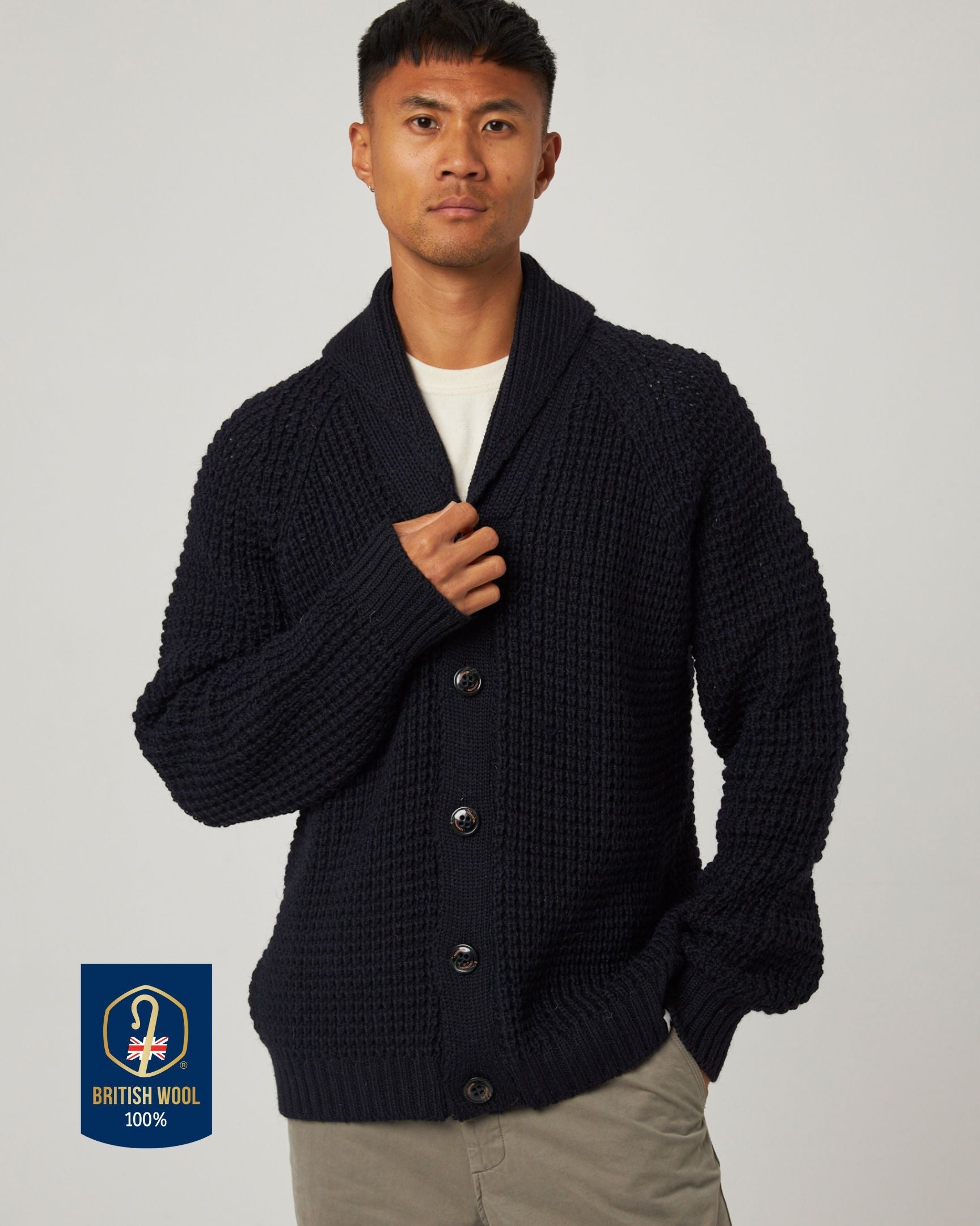 Peregrine Waffle Shawl Cardigan Strickjacke Navy Wolle