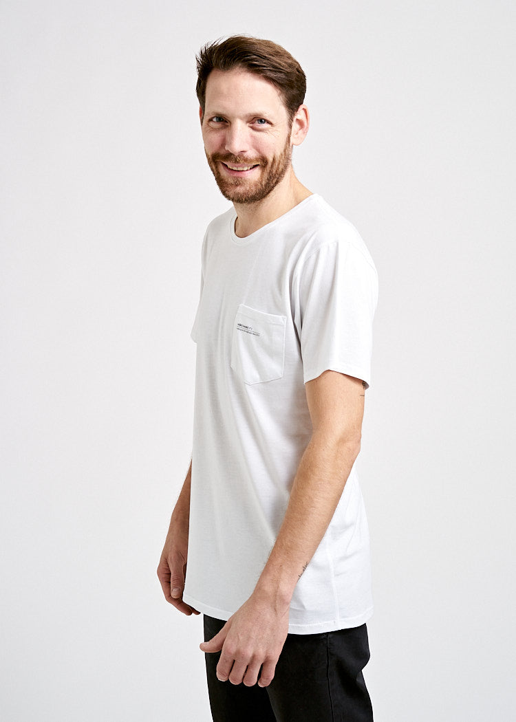 Wijld Alex Pocket Bright Herren T-Shirt weiß Tasche
