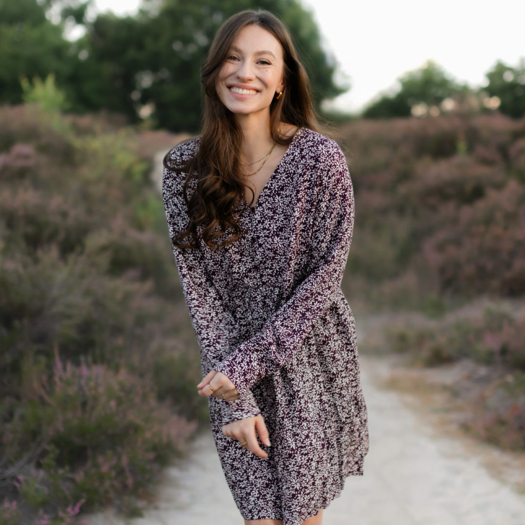 NORDLICHT Ami Kleid Cherry Rot Blumen Ecovero