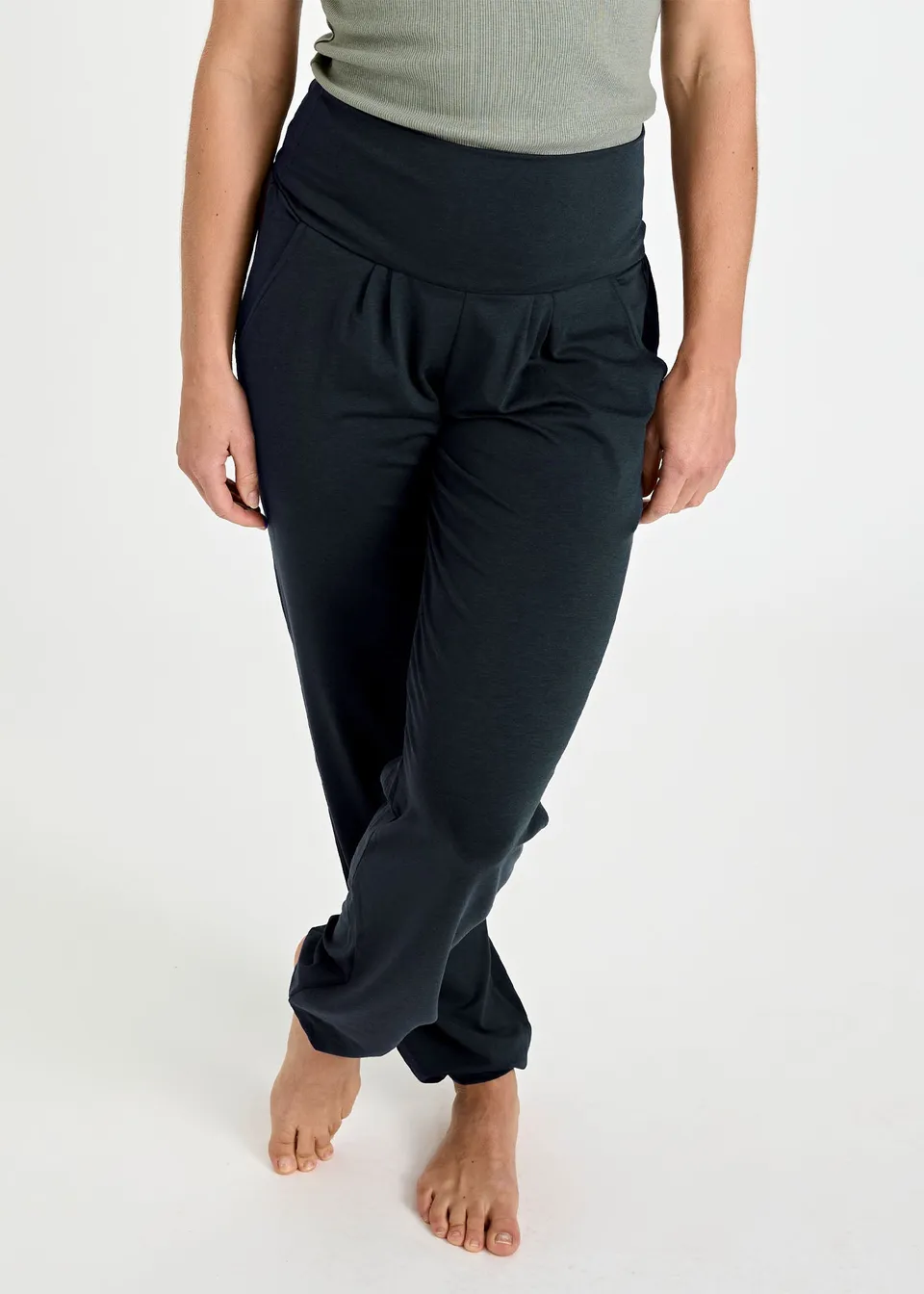 Wijld Yoga Pants Amalie Salute Leggings Damen Locker Lyocell