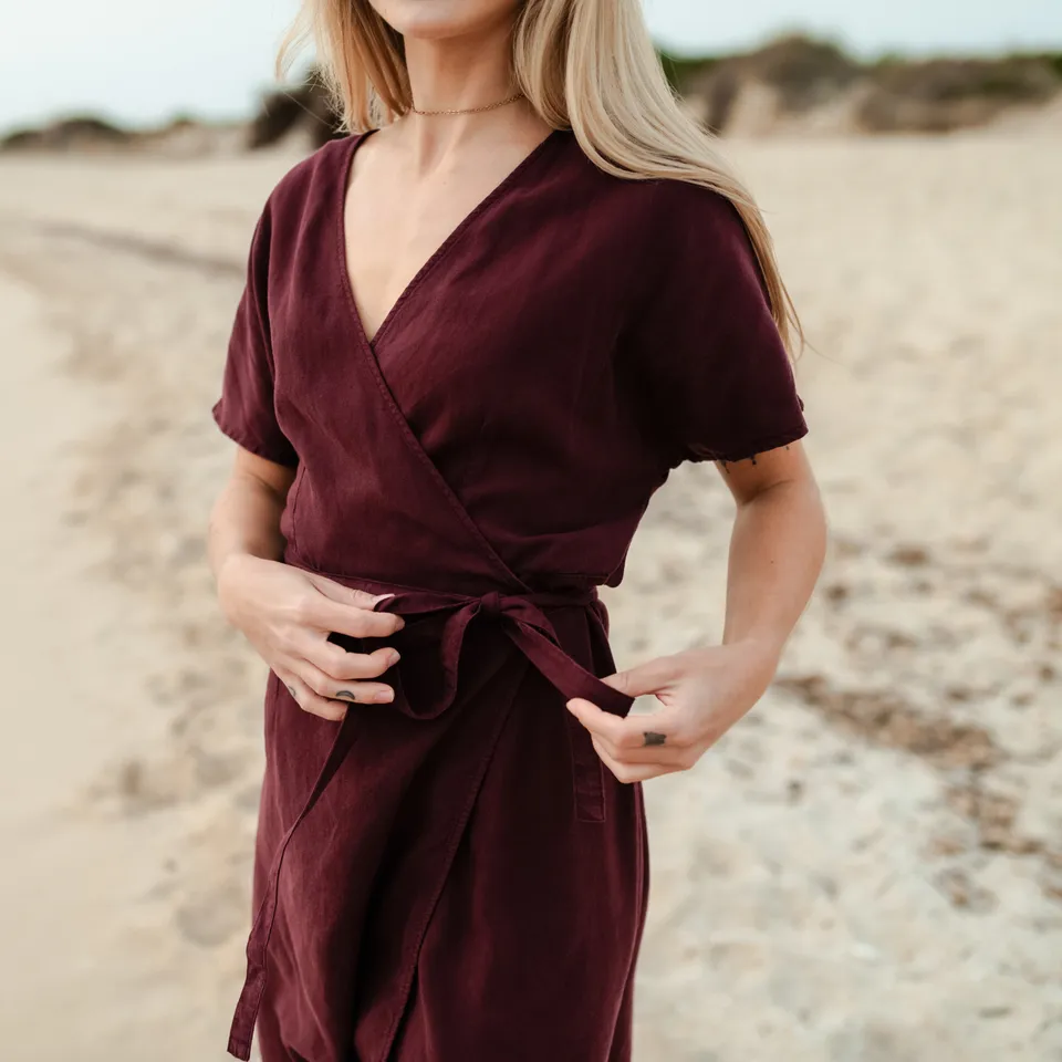 NORDLICHT Tilda Wickelkleid Bordeaux Tencel Midi