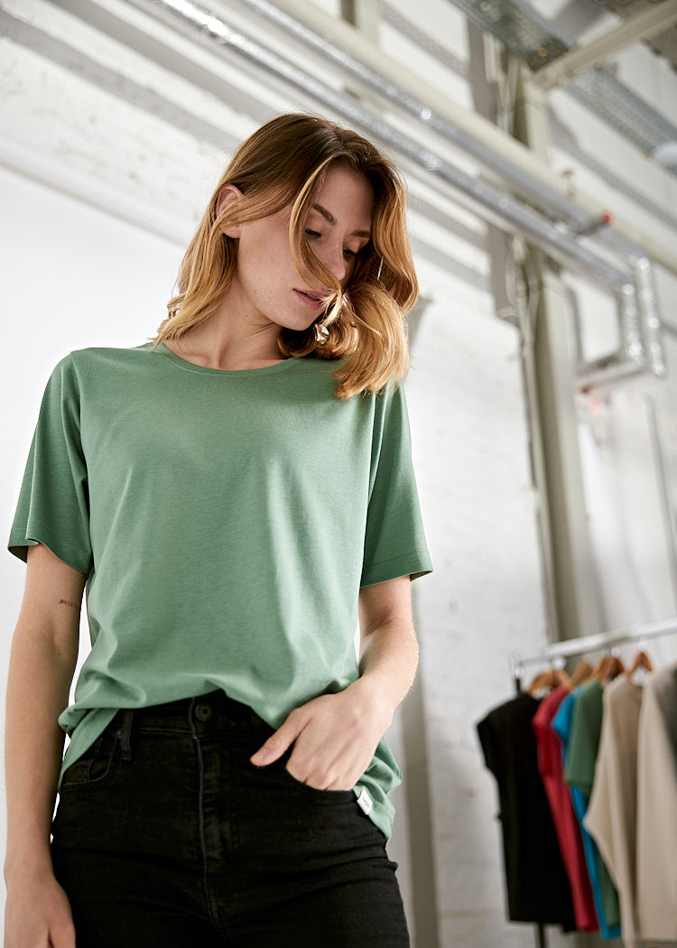 Wijld Tilda Comfrey Green Damen T-Shirt Lyocell Locker