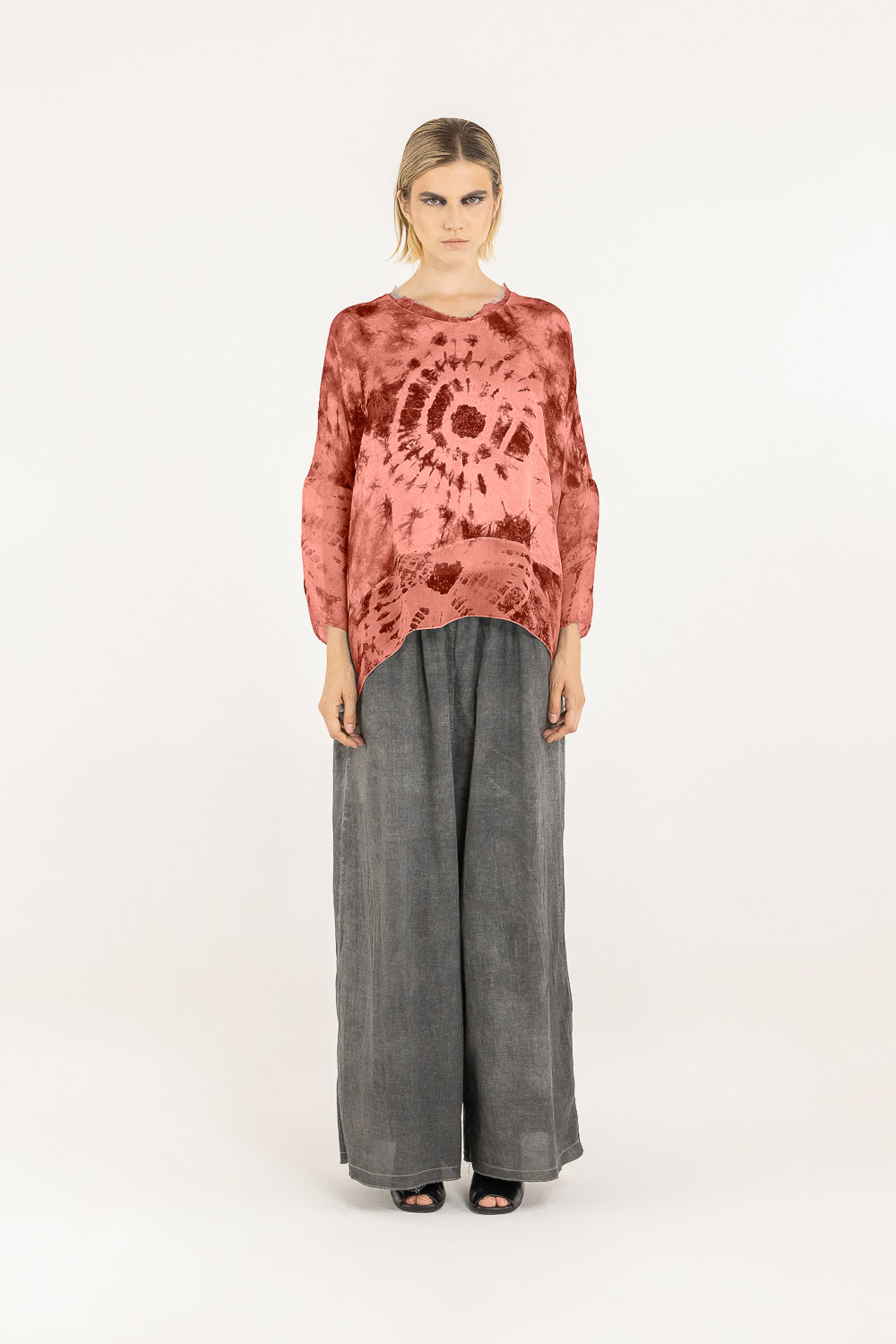 Sanctamuerte T-Shirt Boxy Over Shirt V-Ausschnitt Batik