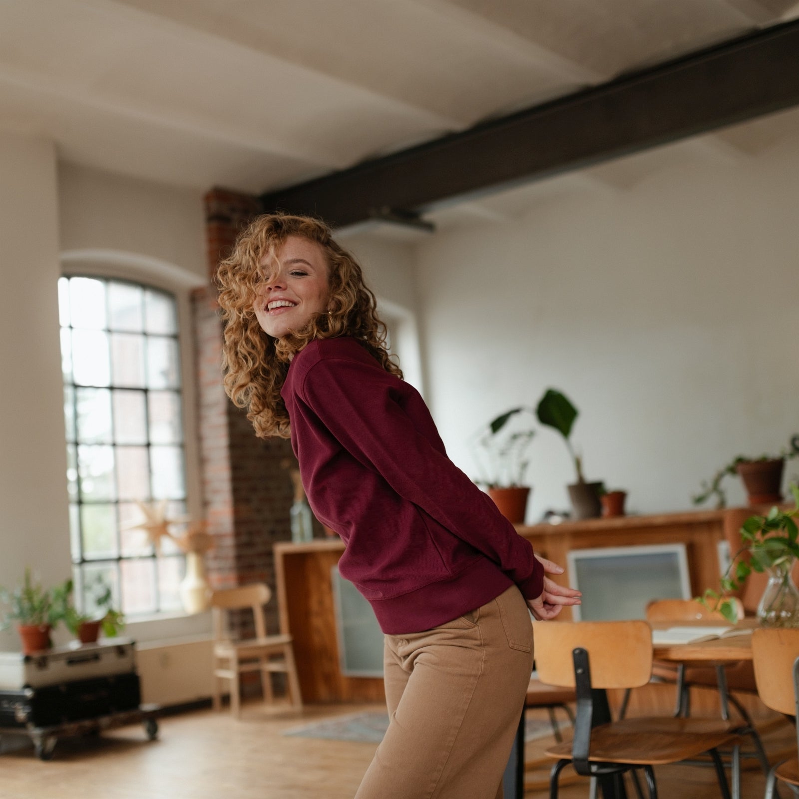NORDLICHT Sanna Sweater Rot M Bio-Baumwolle Struktur