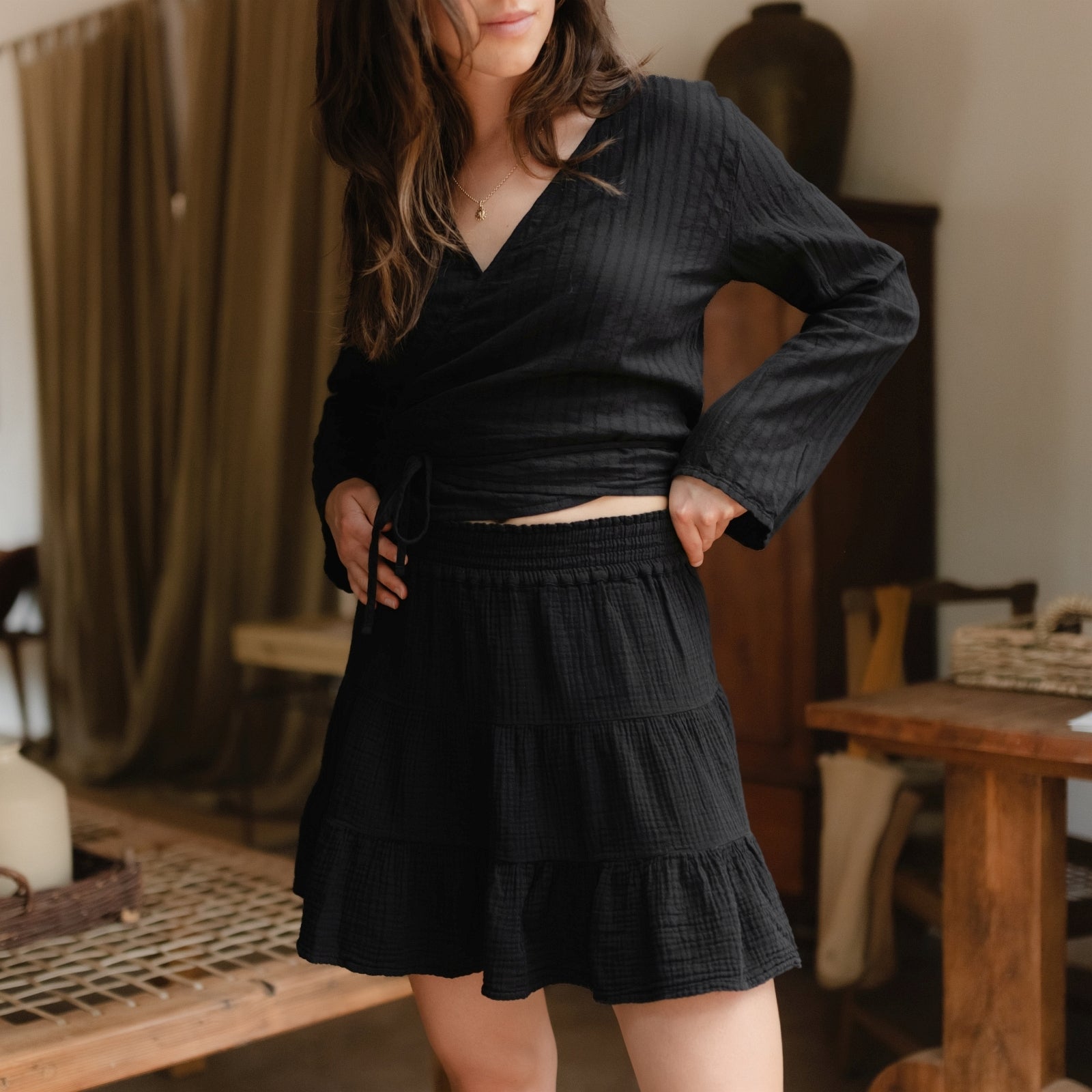 NORDLICHT Loni Wickelbluse Streifen Schwarz Musselin