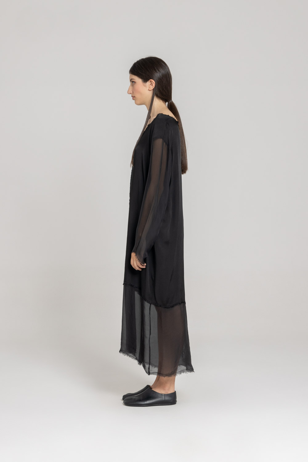 Sanctamuerte Abito V-Kleid Viskose-Satin Langarm