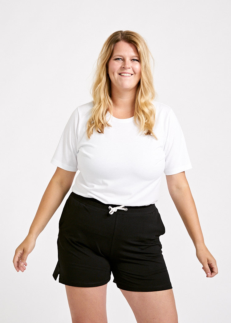 Wijld Jersey Shorts Black Shorts Schwarz Lyocell