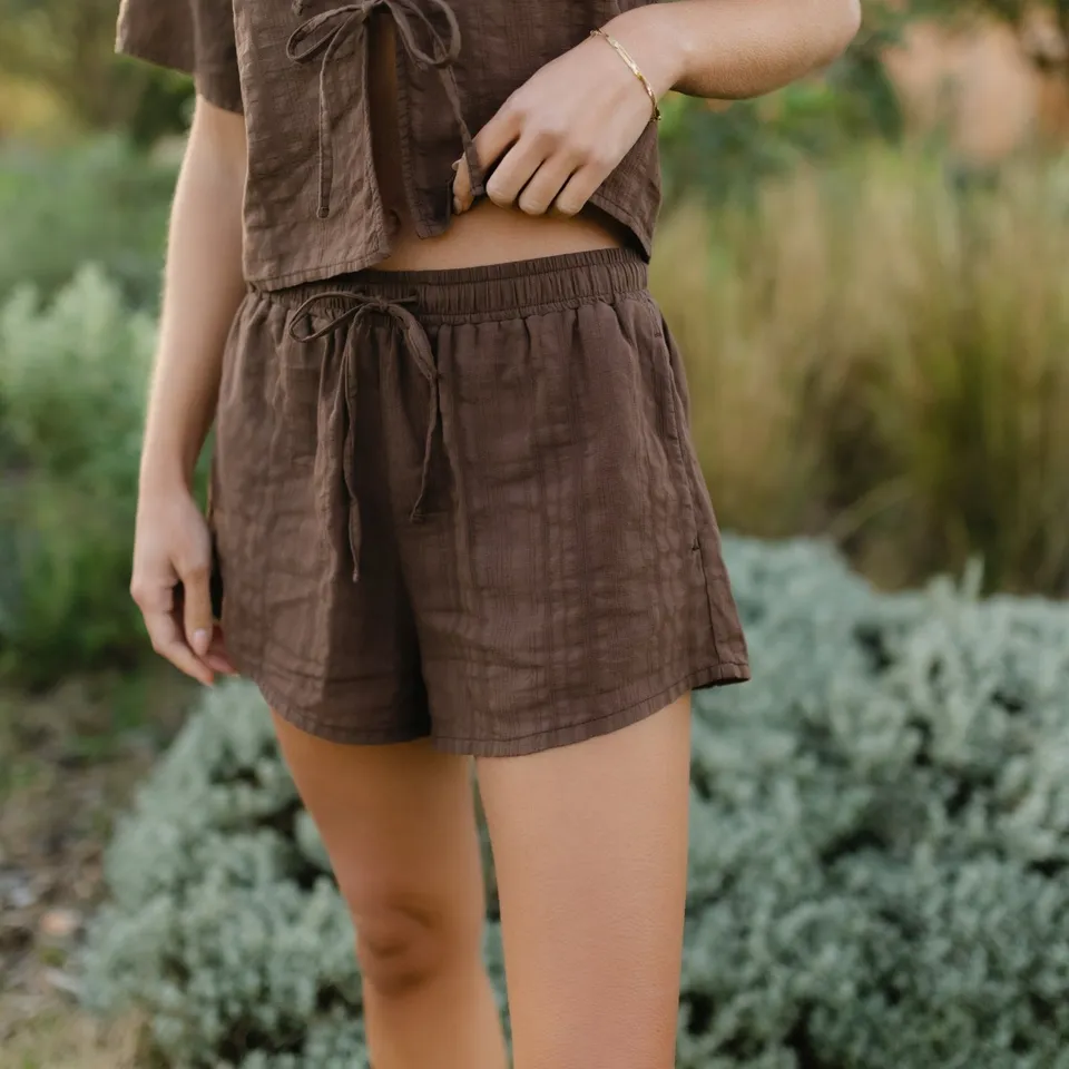 NORDLICHT Eira Jacquard Shorts Braun Bio-Baumwolle S