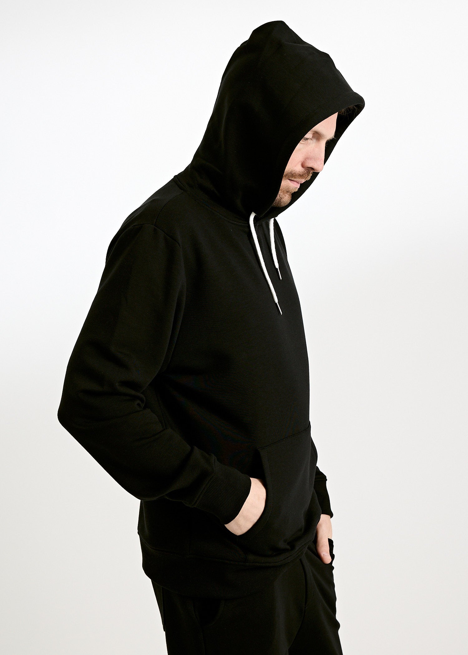 Wijld Andy Black Herren Hoodie aus Holz mit Tasche