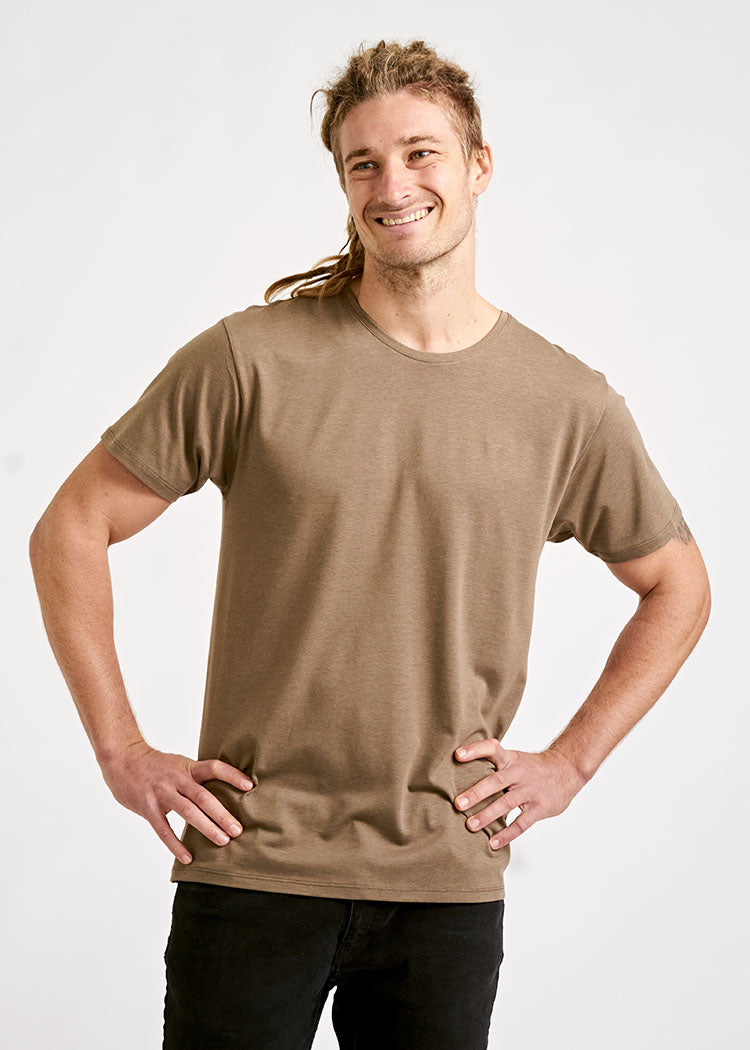 Wijld Alex T-Shirt Shiitake Herren Lyocell Regular