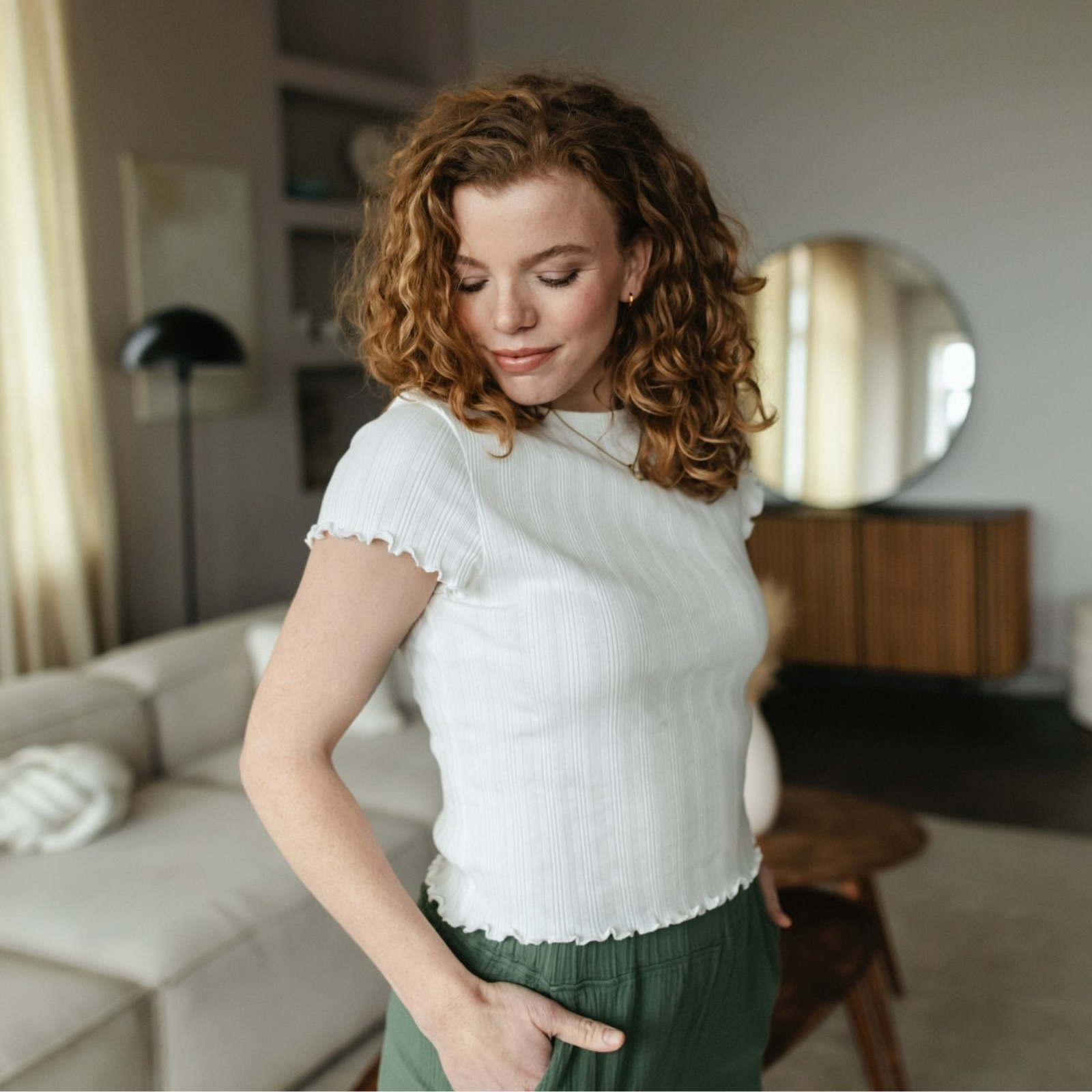 NORDLICHT Maja T-Shirt Weiß gestreift cropped