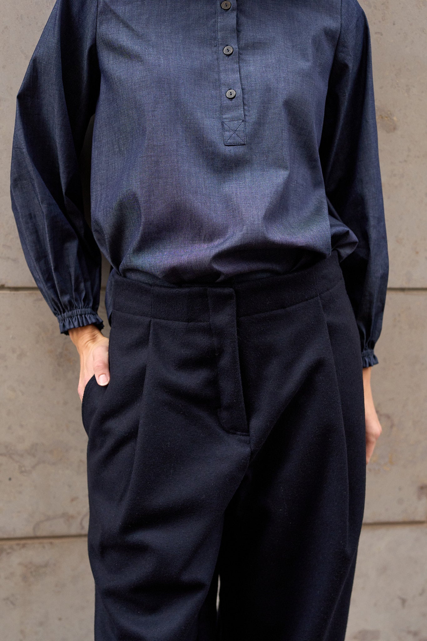 Christiane Strobel SUMIE Wollhose Recycelte Wolle Locker