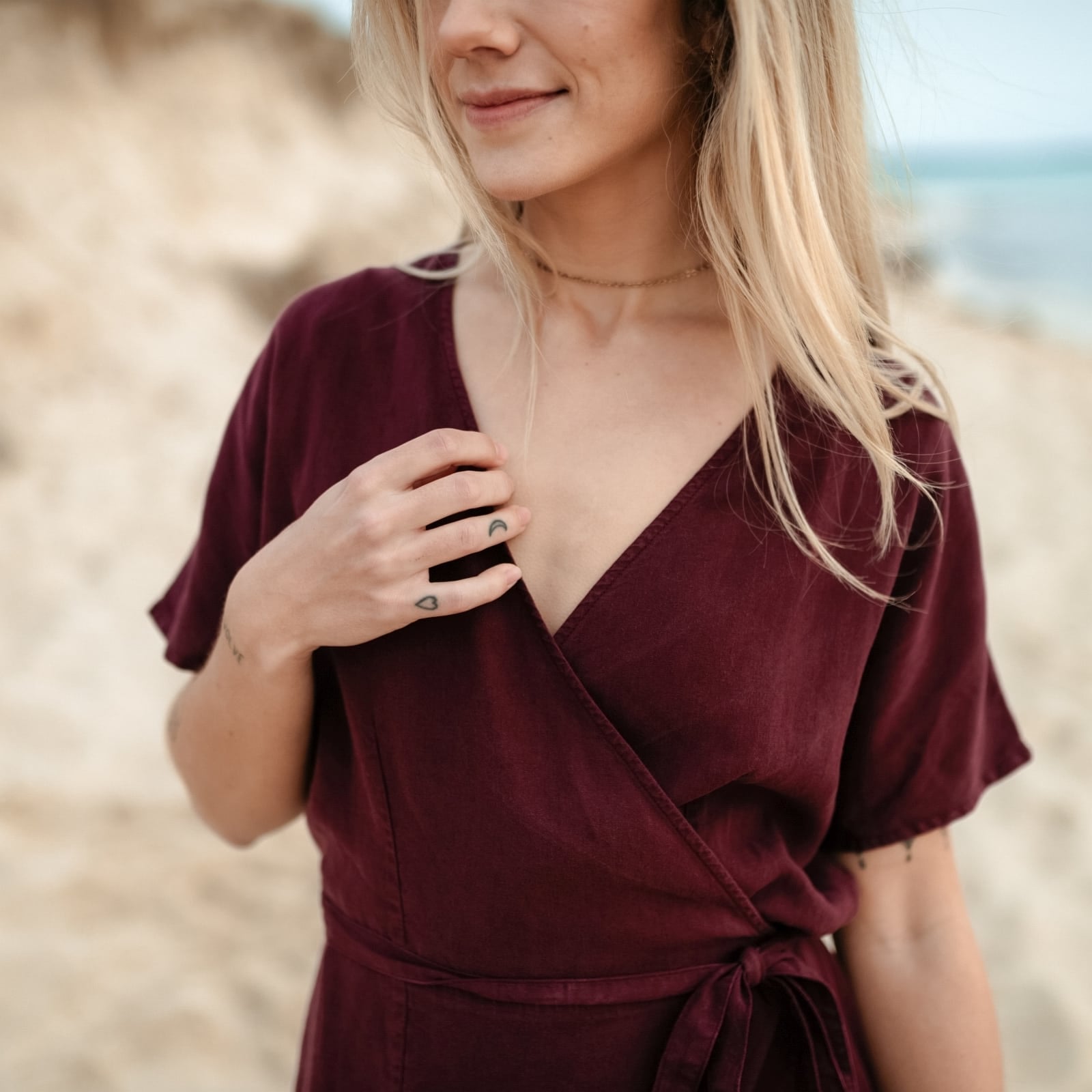 NORDLICHT Tilda Wickelkleid Bordeaux Tencel Midi