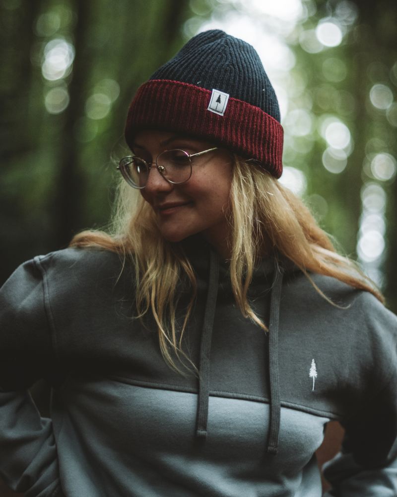 NIKIN Treeanie Ribbed Colorblock Beanie Navy-Bordeaux