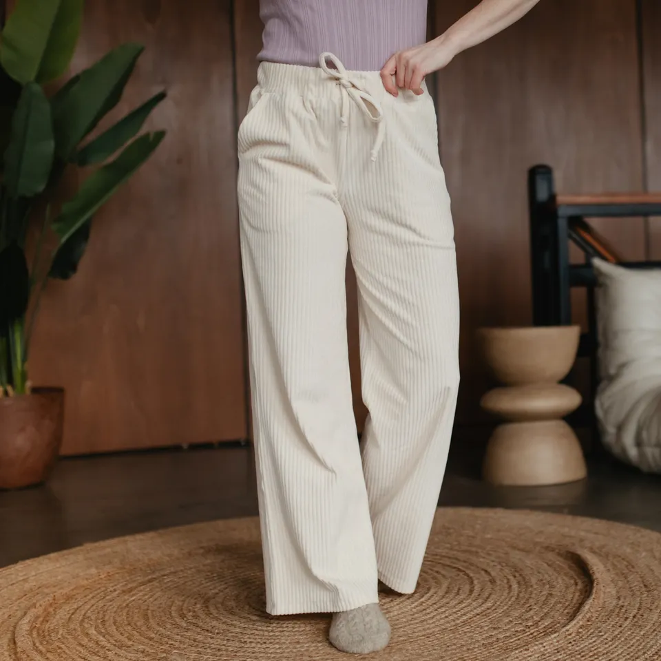 NORDLICHT Lana Cord Sweathose Damen Bio-Baumwolle