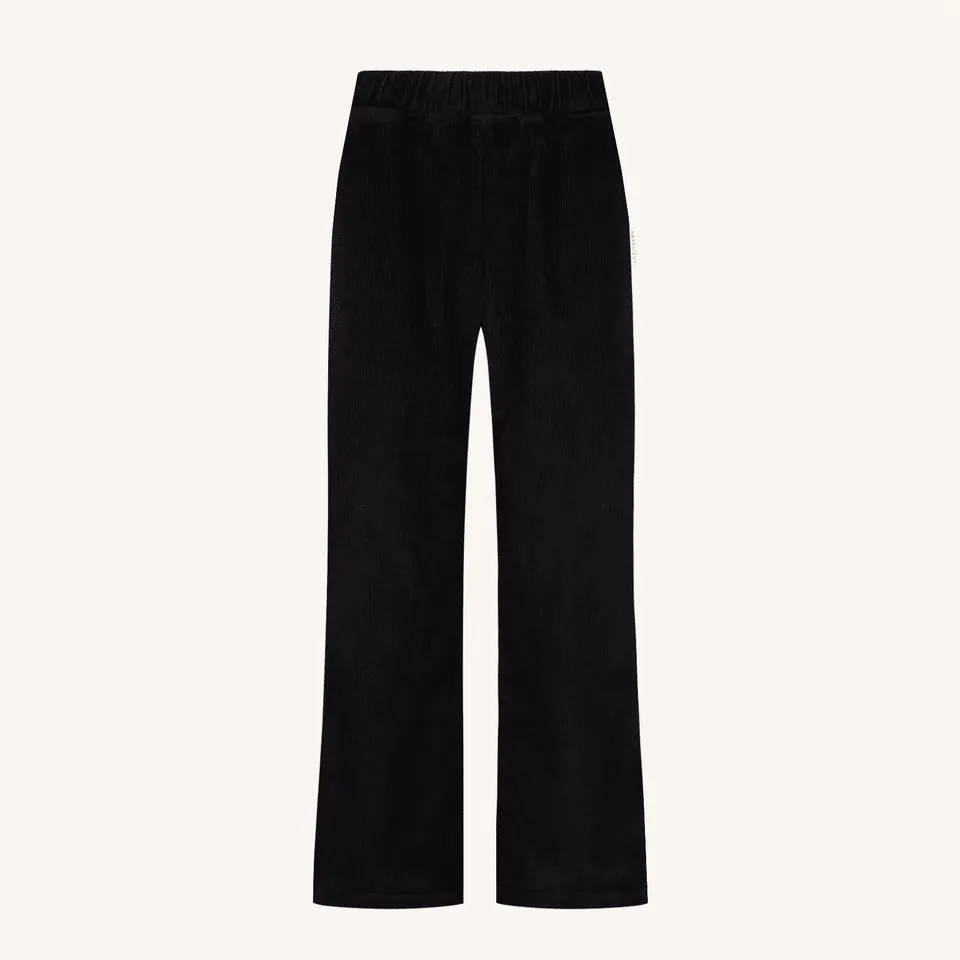 NORDLICHT Lina Cordhose Schwarz aus Bio-Baumwolle