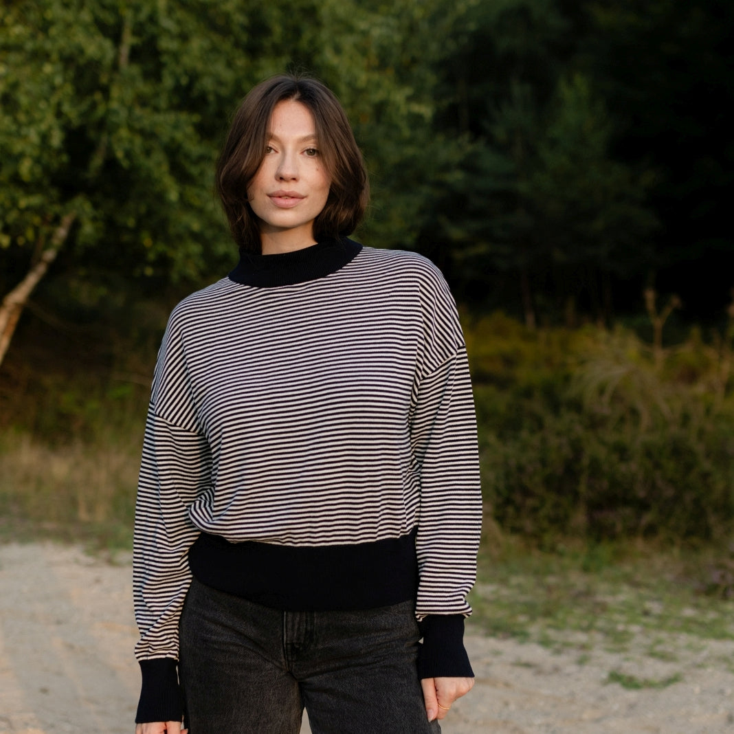 Nordlicht Tarja Feinstrick Pullover marineblau gestreift