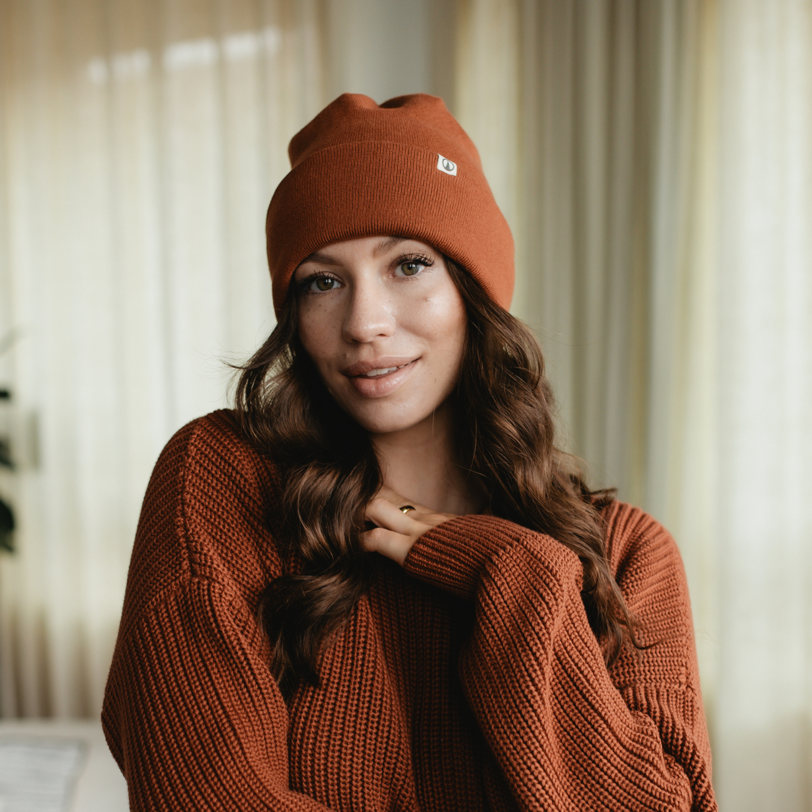 Nordlicht Thea Jori Set Feinstrick Schal Strickmütze Braun