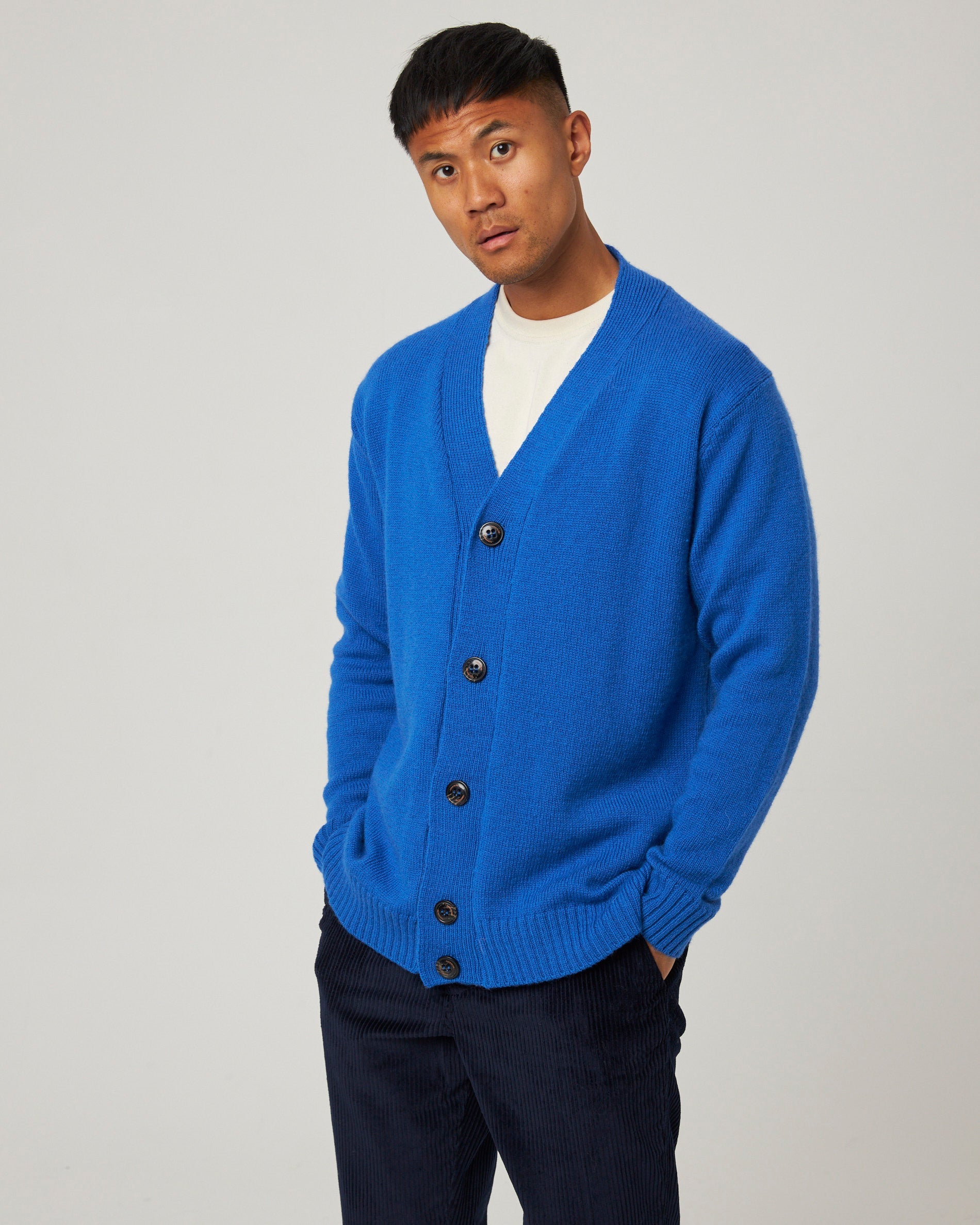 Peregrine Makers Cardigan Herren Honey L Merinowolle