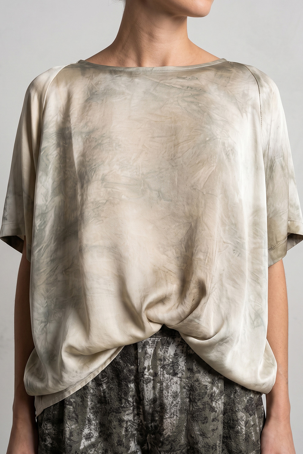 Sanctamuerte Fluida T-Shirt Bootsausschnitt marmoriert