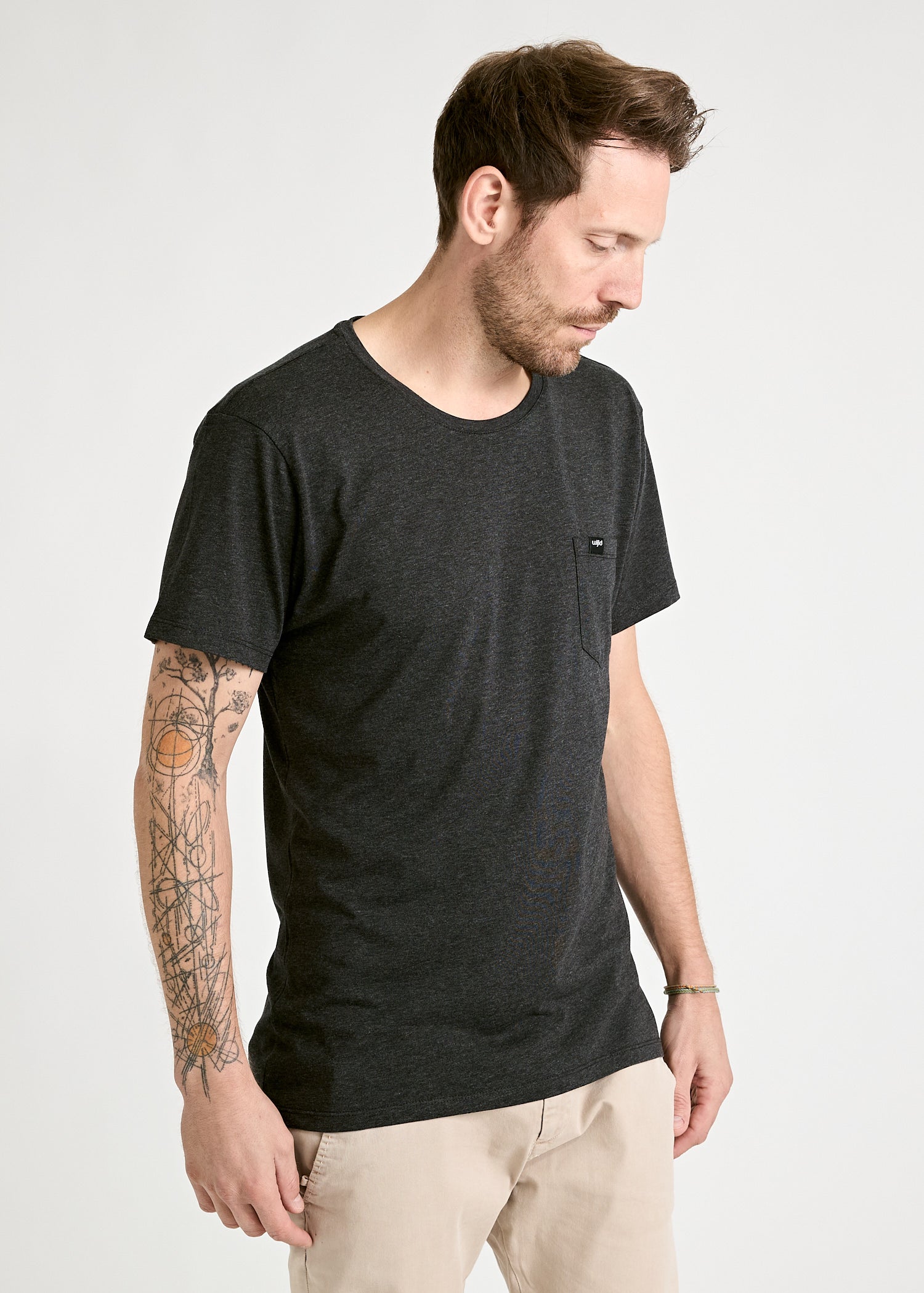 Wijld WoodShirt Alex Herren T-Shirt Anthrazit Brusttasche