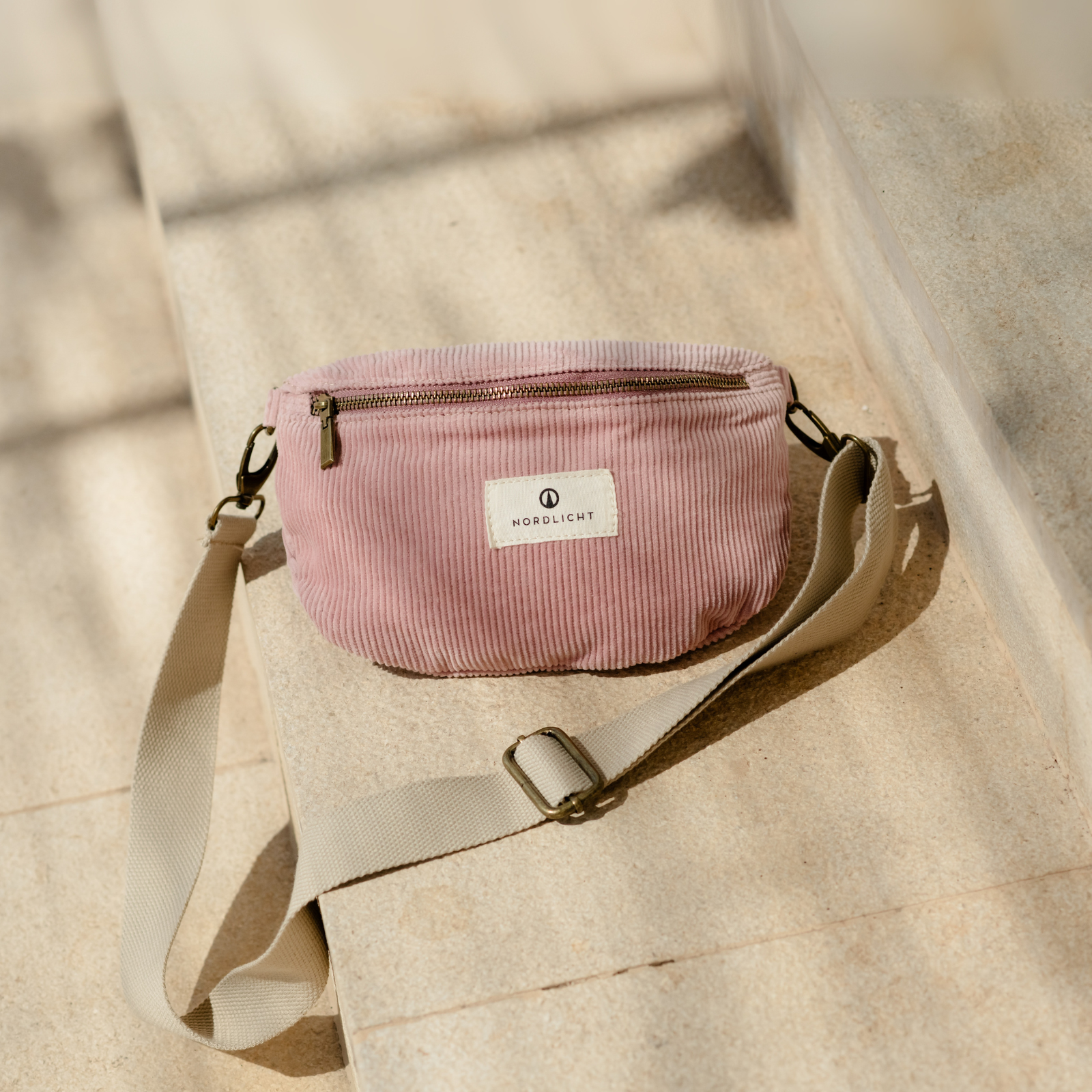 NORDLICHT Tomma Bauchtasche Cord altrosa Bio