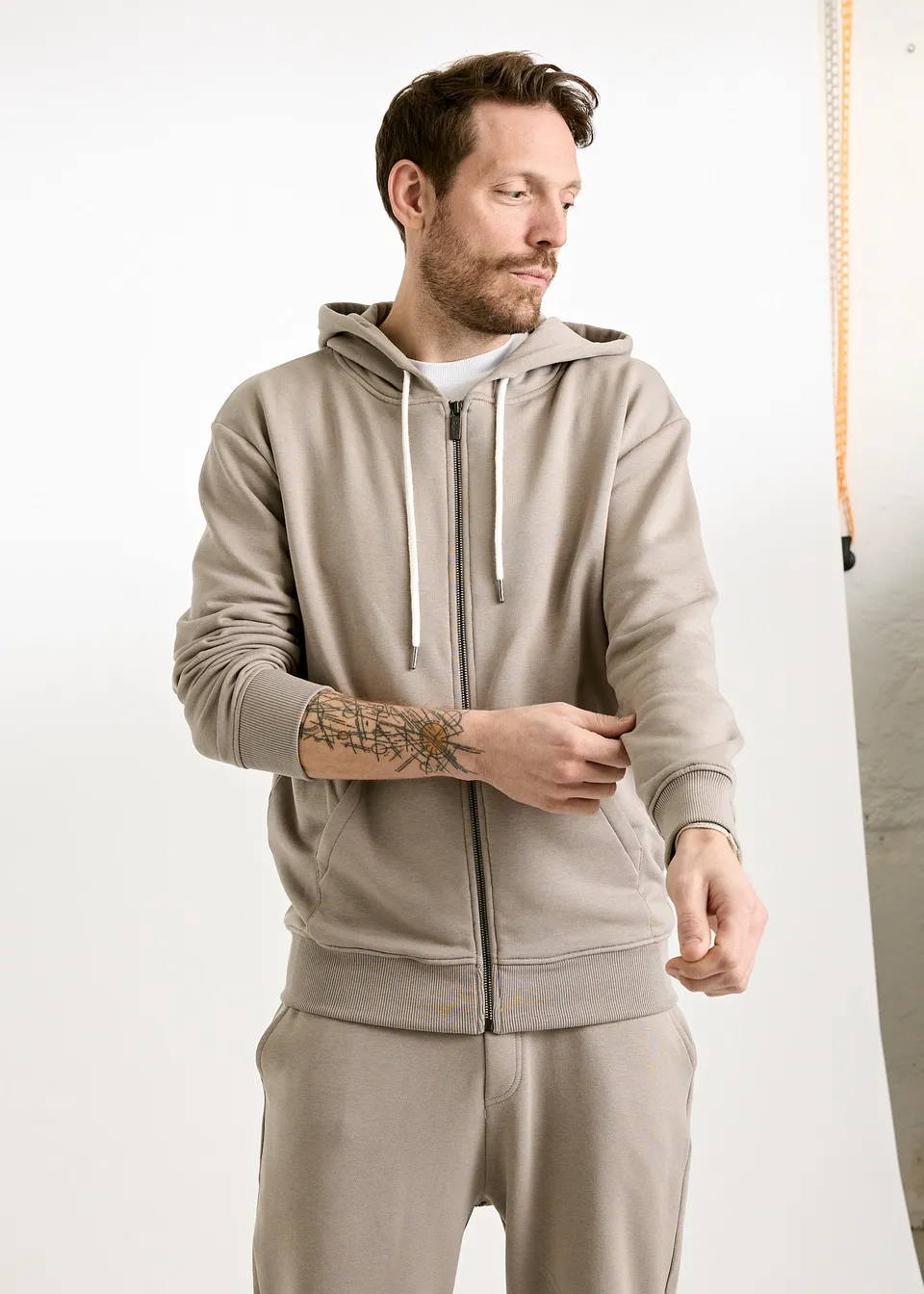 Wijld Jonas Moon Rock Herren Sweatjacke L Bio-Baumwolle