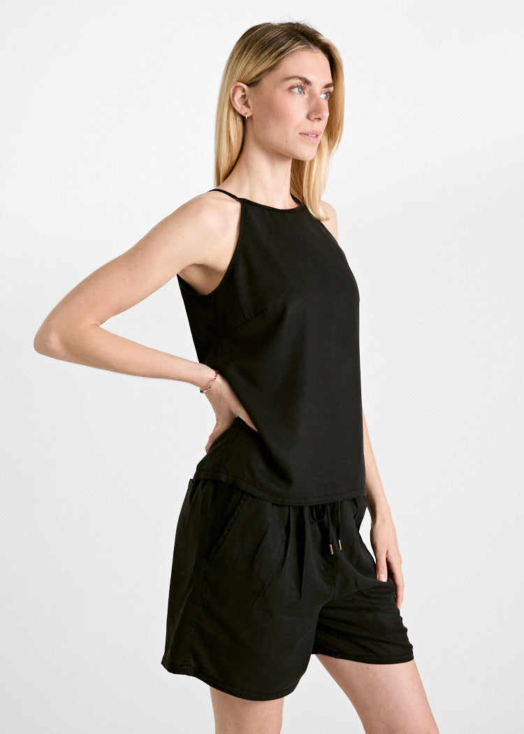 Wijld Twill Shorts Black Damen Kurze Hose Lyocell