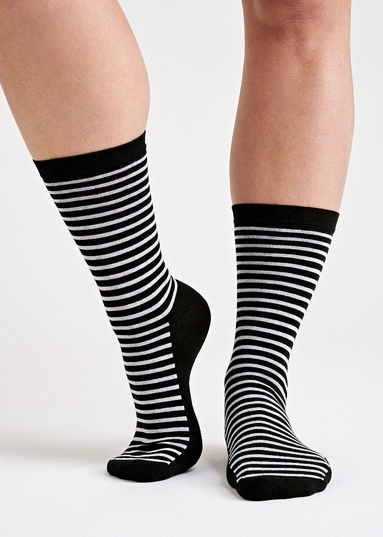 Wijld Socken mit Streifen Black schwarz Lyocell-Mix