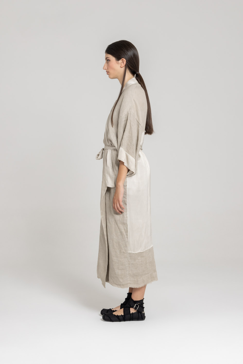 Sanctamuerte Capispalla Spolverino Kimono Leinenmantel mit Gürtel