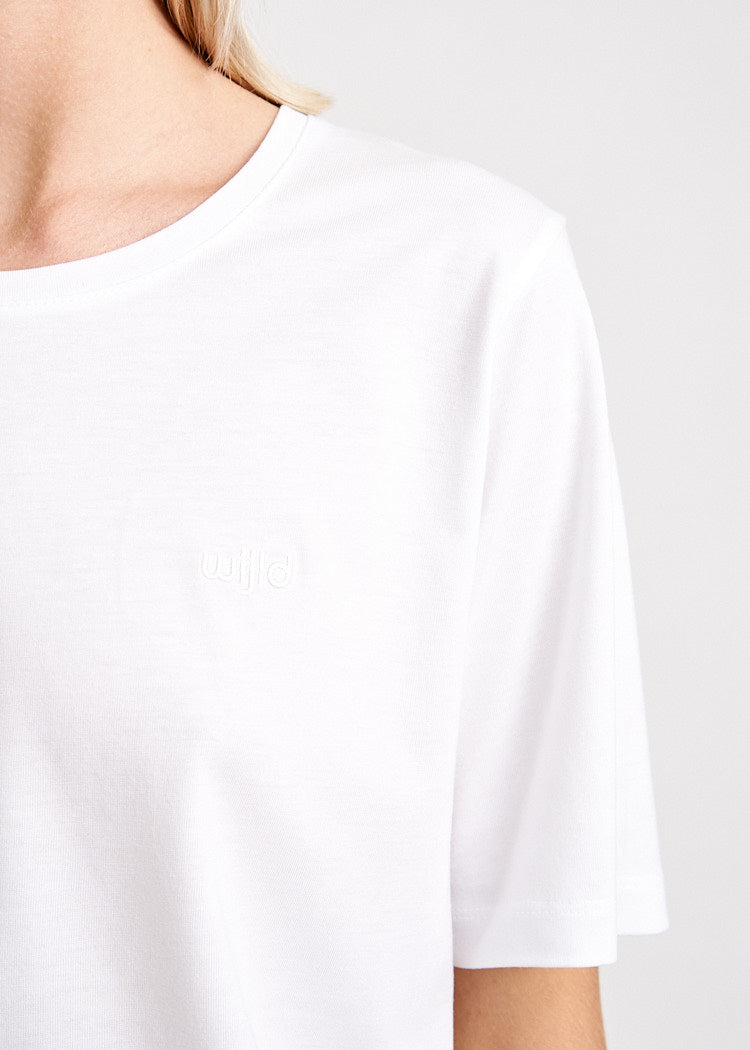 Wijld Tilda T-Shirt Damen Bright White Longer Sleeve Lyocell