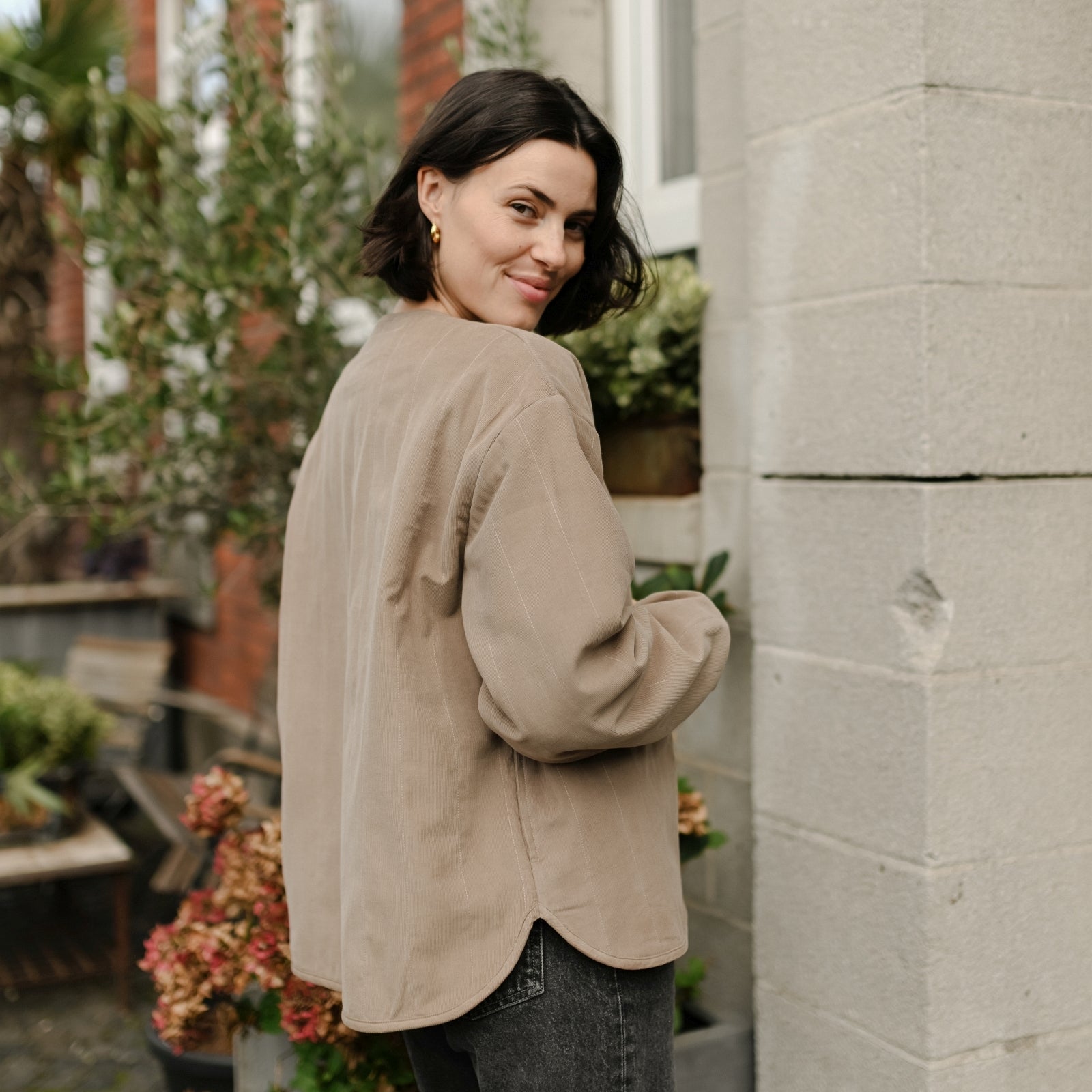 NORDLICHT Jana Cord Jacke Braun – Bio-Baumwolle