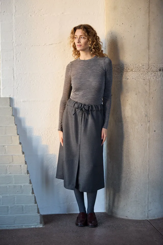 Christiane Strobel AURORA Rock Dark Grey Wolle Midi Größe S