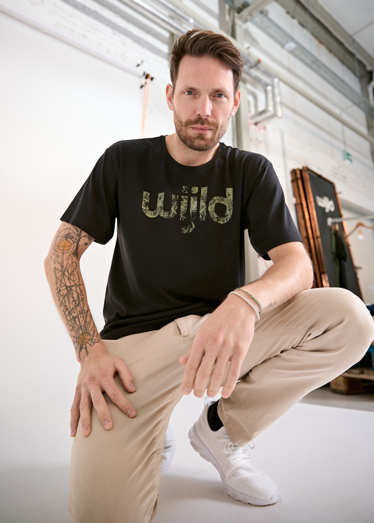 Wijld WoodShirt Timo Wijld Font Herren T-Shirt Bio