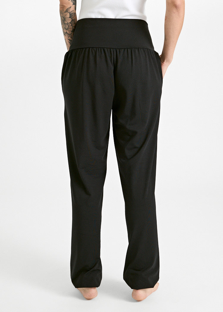 Wijld Yoga Pants Amalie Black Damen Leggings locker