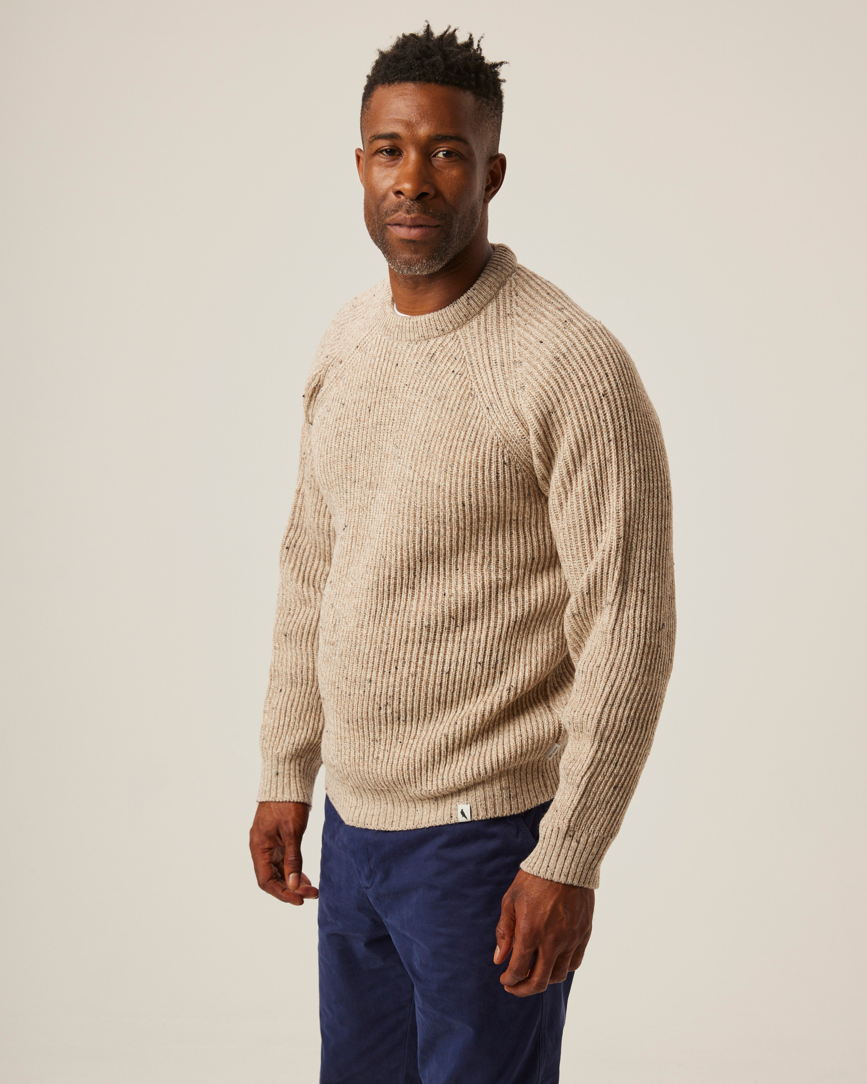 Peregrine Knitwear Ford Crew Jumper Strickpullover Oak Merino