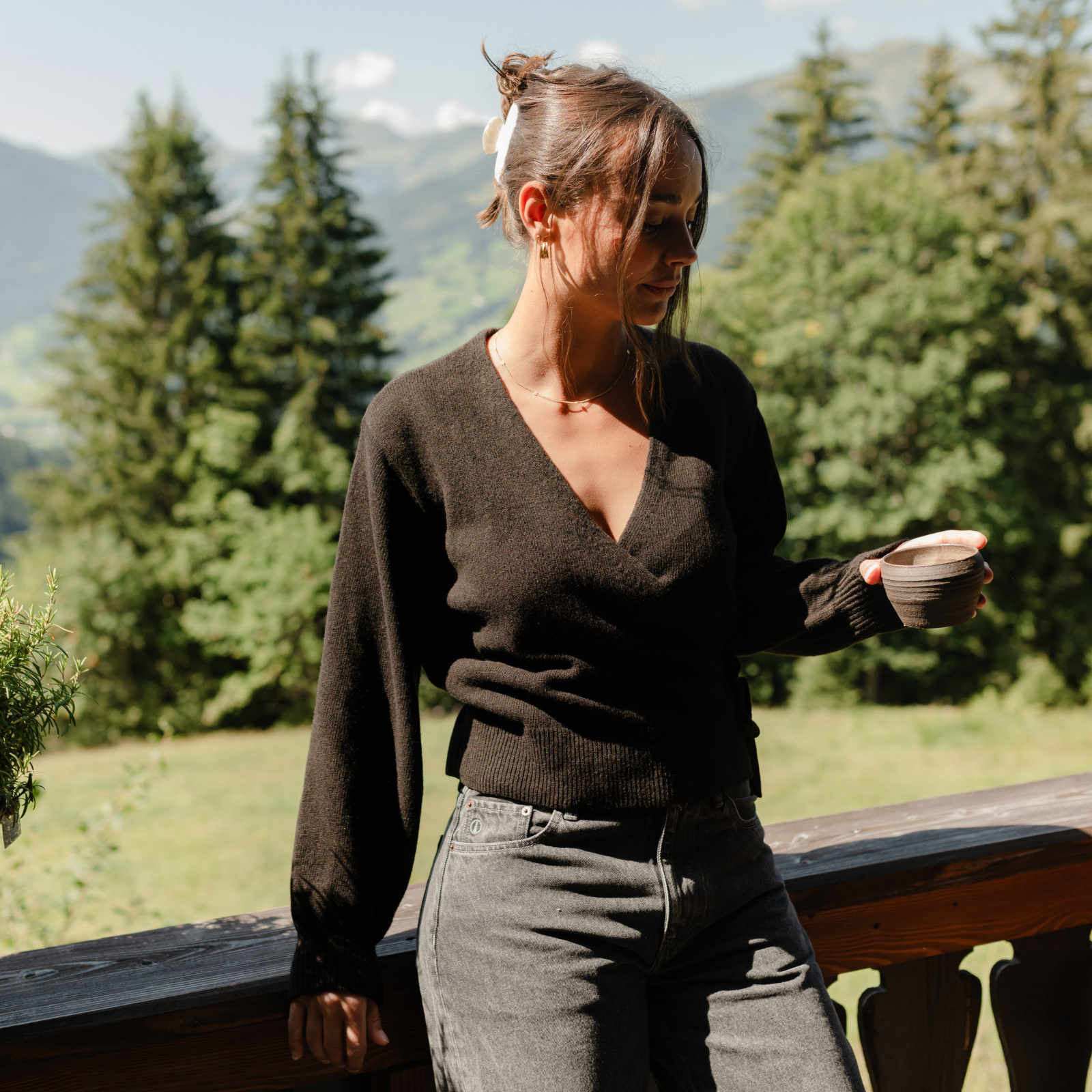 NORDLICHT Strickjacken Mona Wickelcardigan Wolle Braun