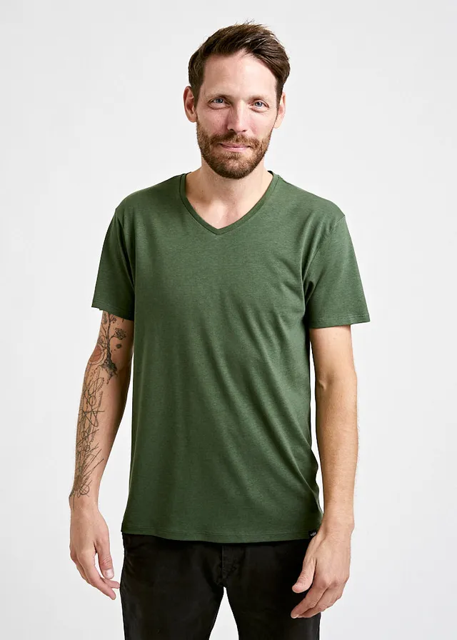 Wijld Alex Black Forest Herren V-Shirt L Lyocell